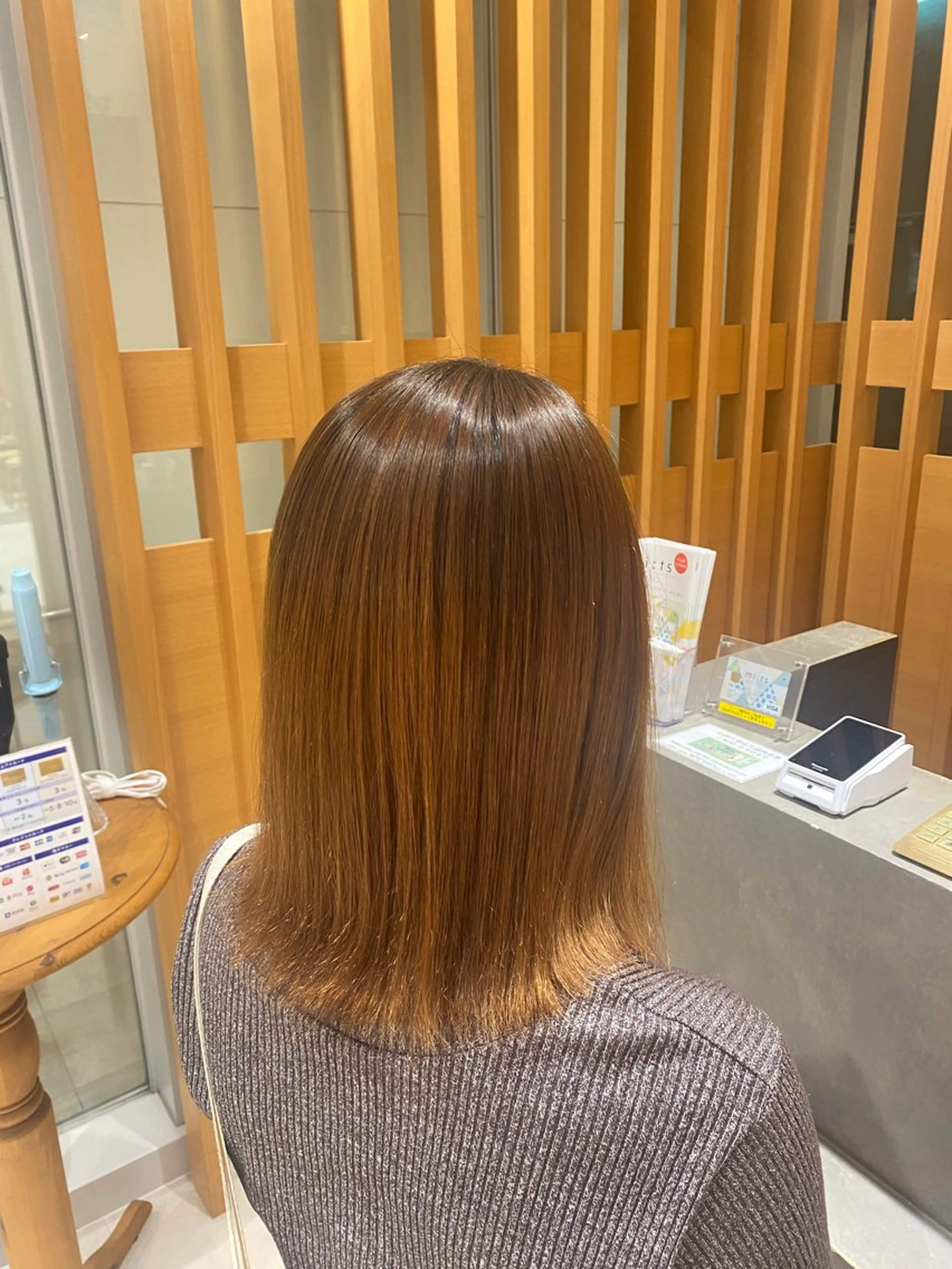 ショート パーマ 縮毛矯正 トリートメント 💎ツヤ髪ストレート カラー💎かのんのヘアスタイル