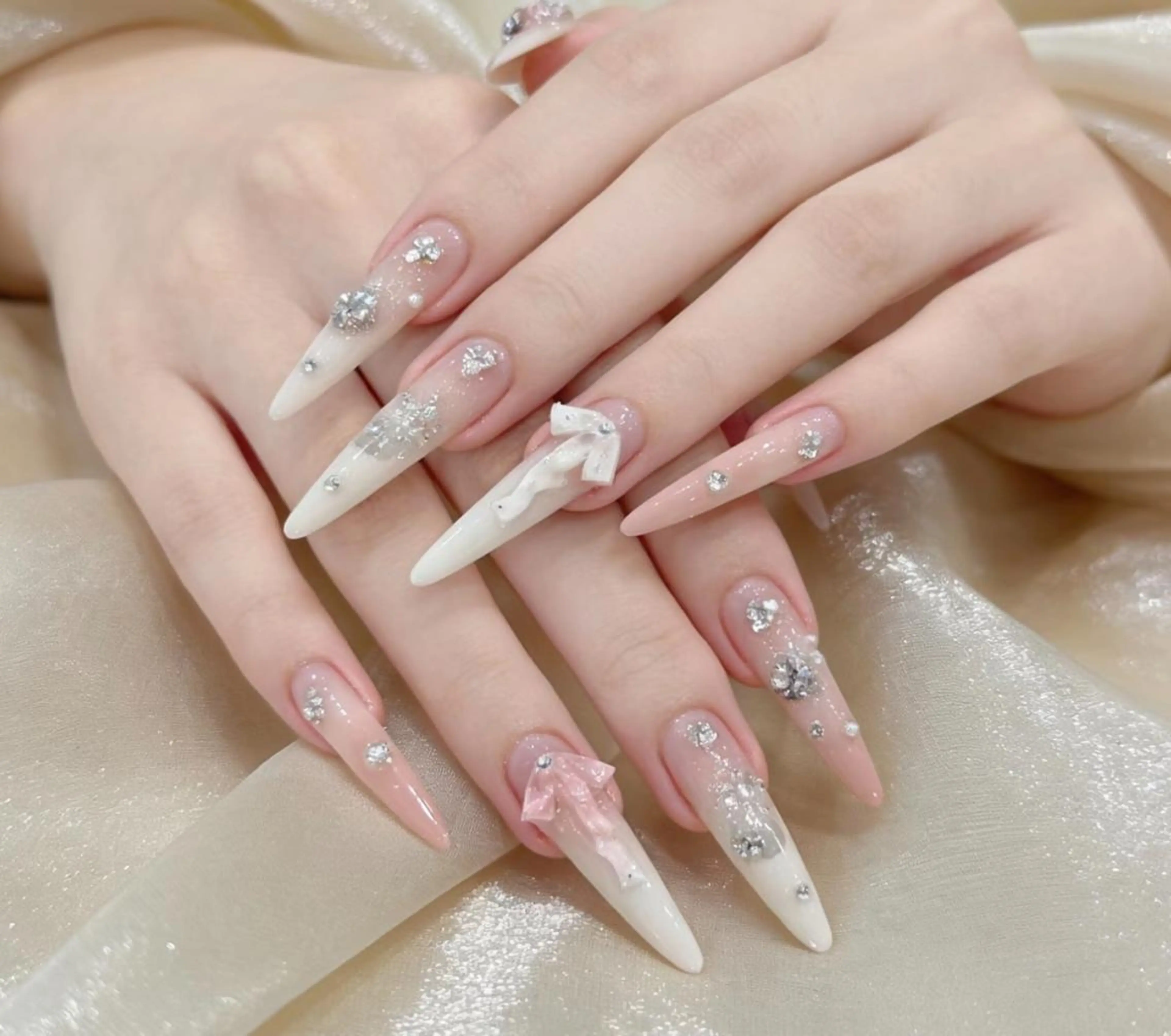 キッズ ハンドネイル 🎀 NaNa_nailのネイルデザイン