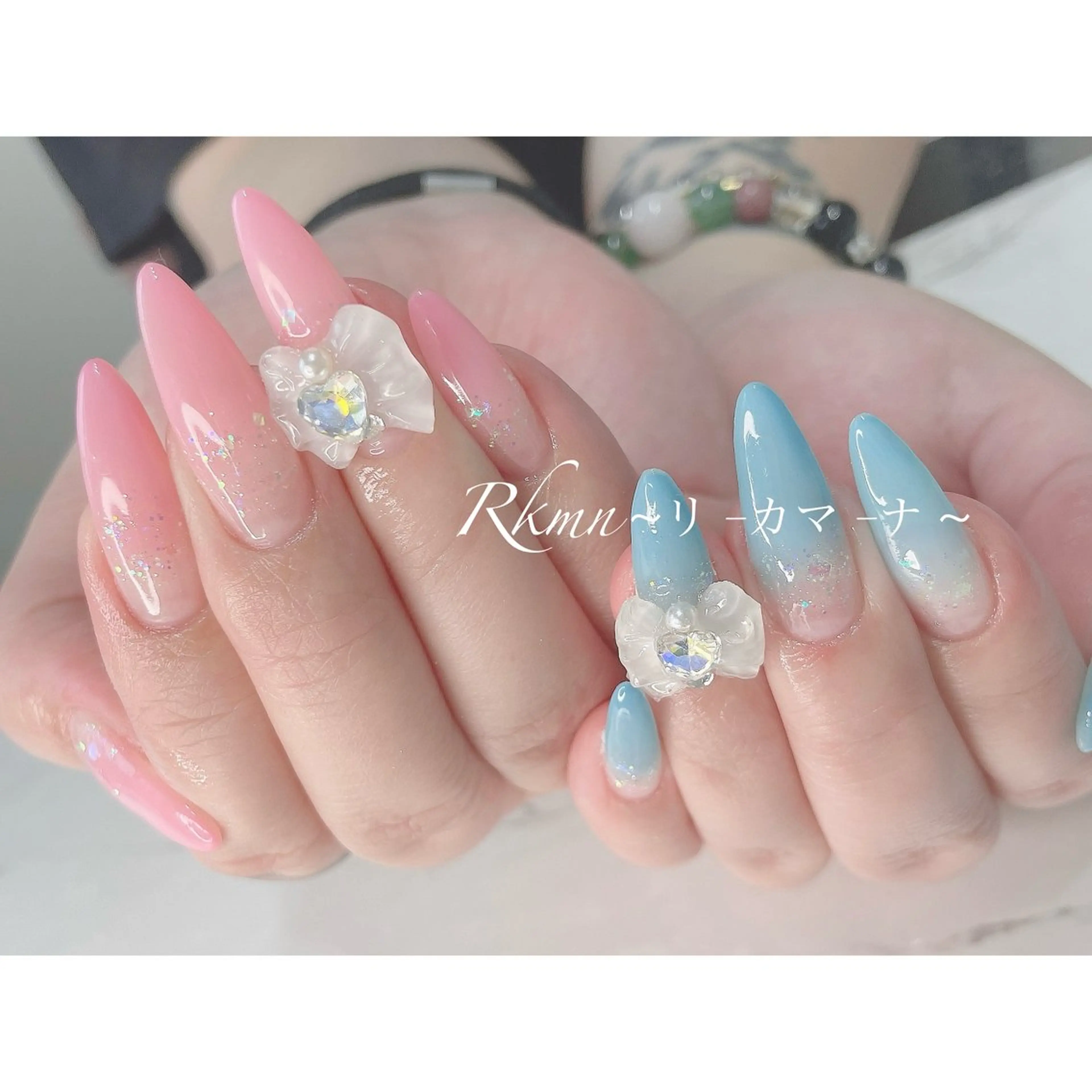 ネイル アートネイル グラデーション 水色 ピンク リボン ハンドネイル フットネイル ハンドケア Rkmn ~リ-カマ-ナ~のネイルデザイン
