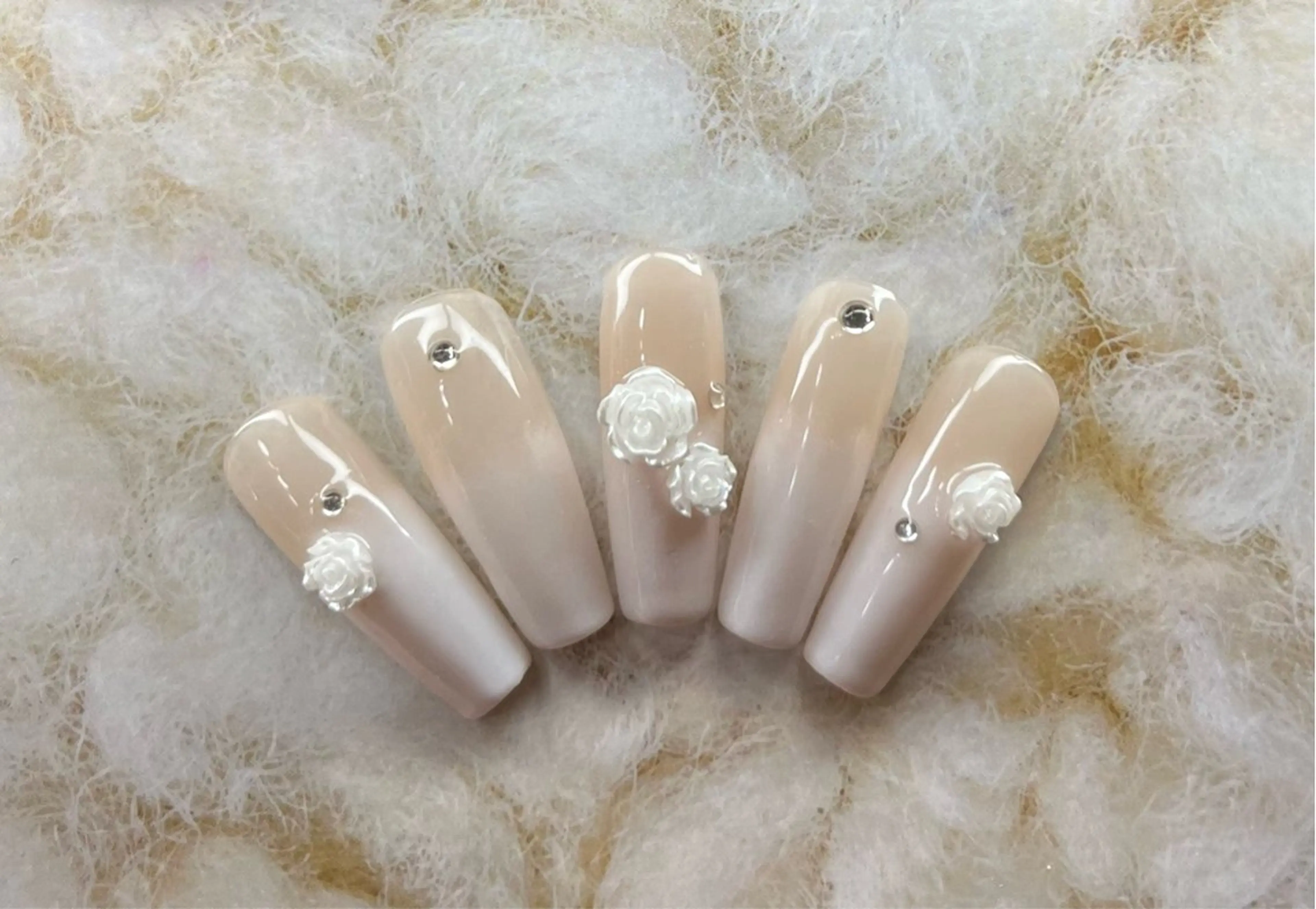 ネイル ハンドネイル ATULA nailのネイルデザイン