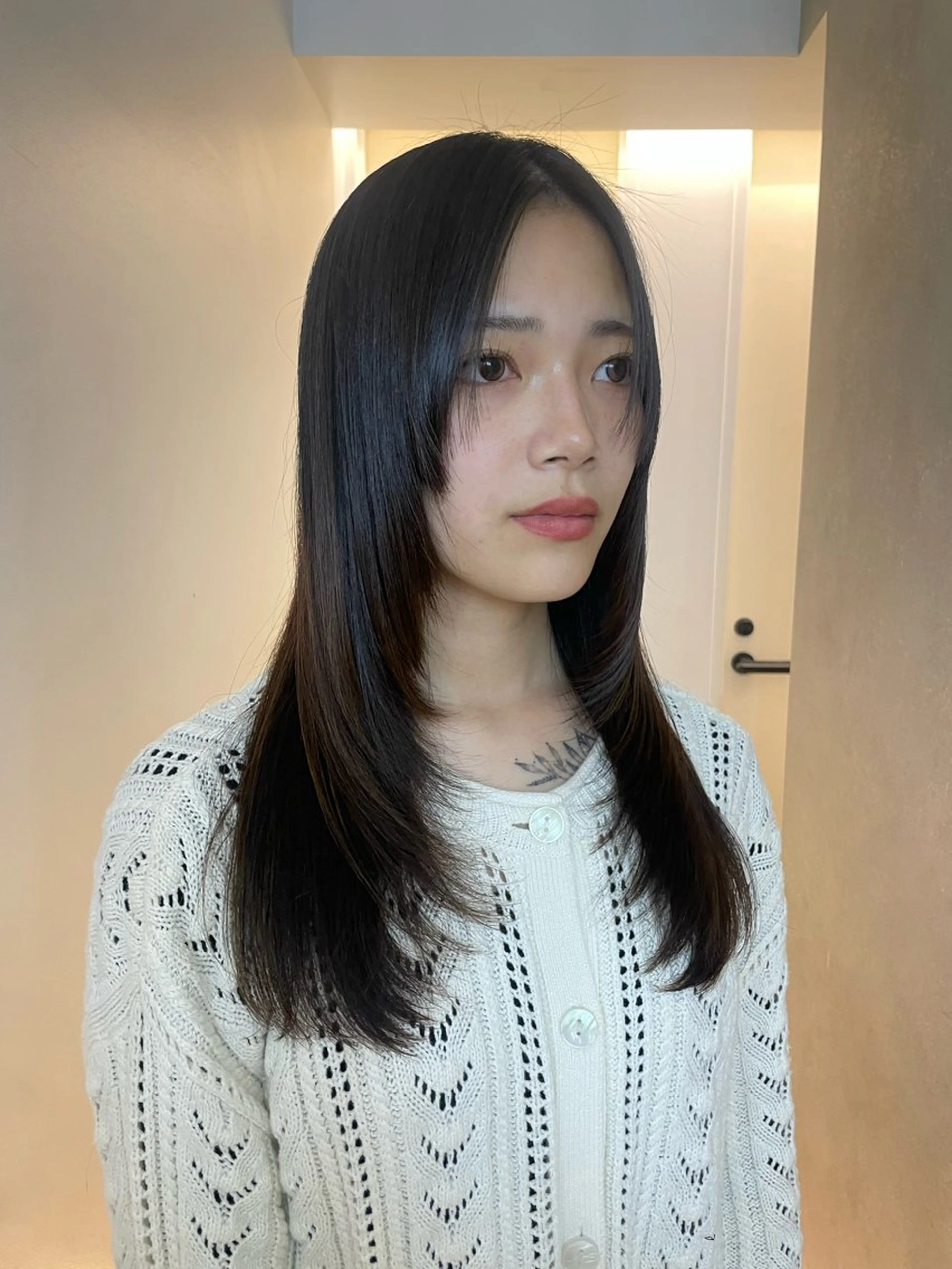 セミロング デザイン/ハッシュ レイヤー/senaのヘアスタイル