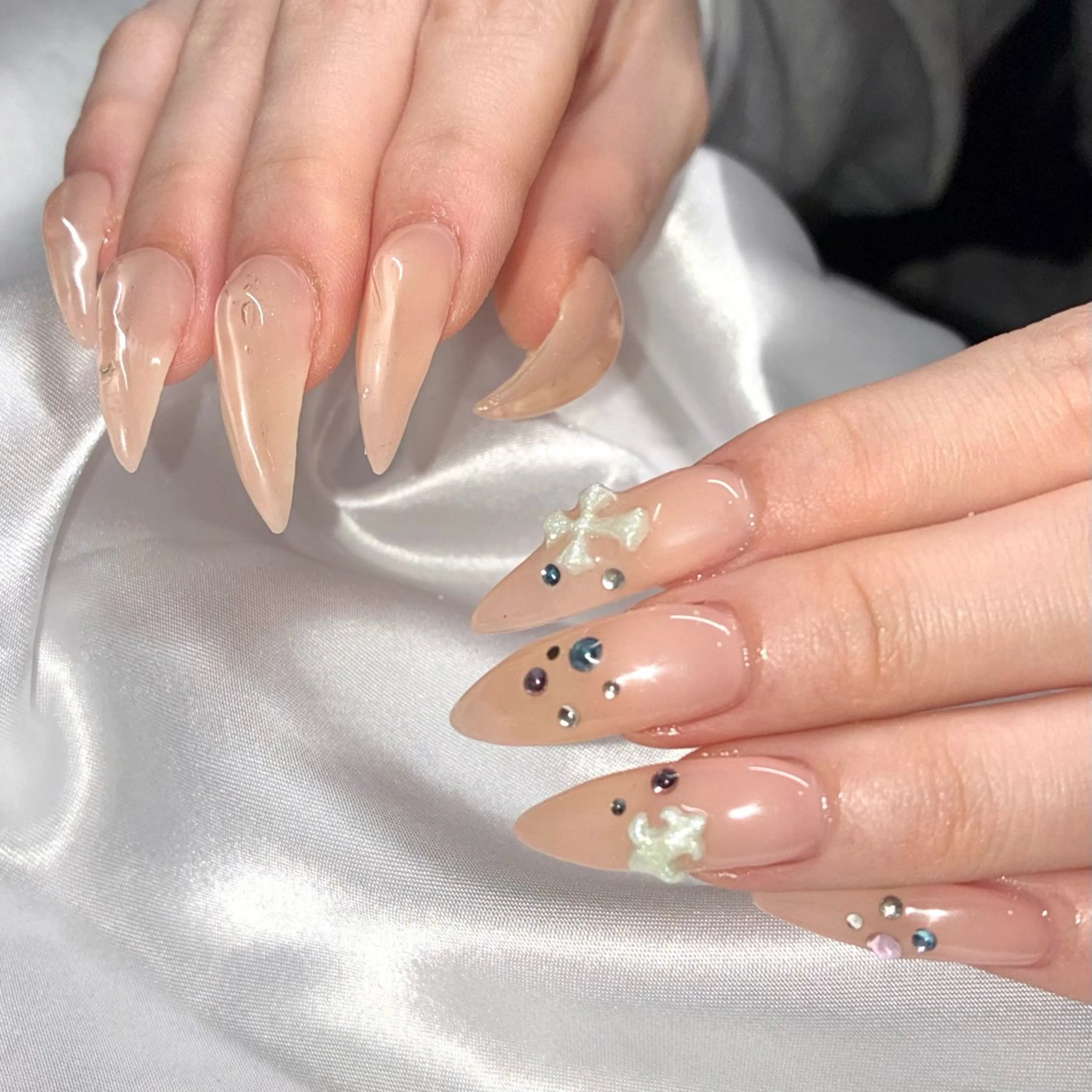 ネイル Nail ヌシん家 AKANEのネイルデザイン