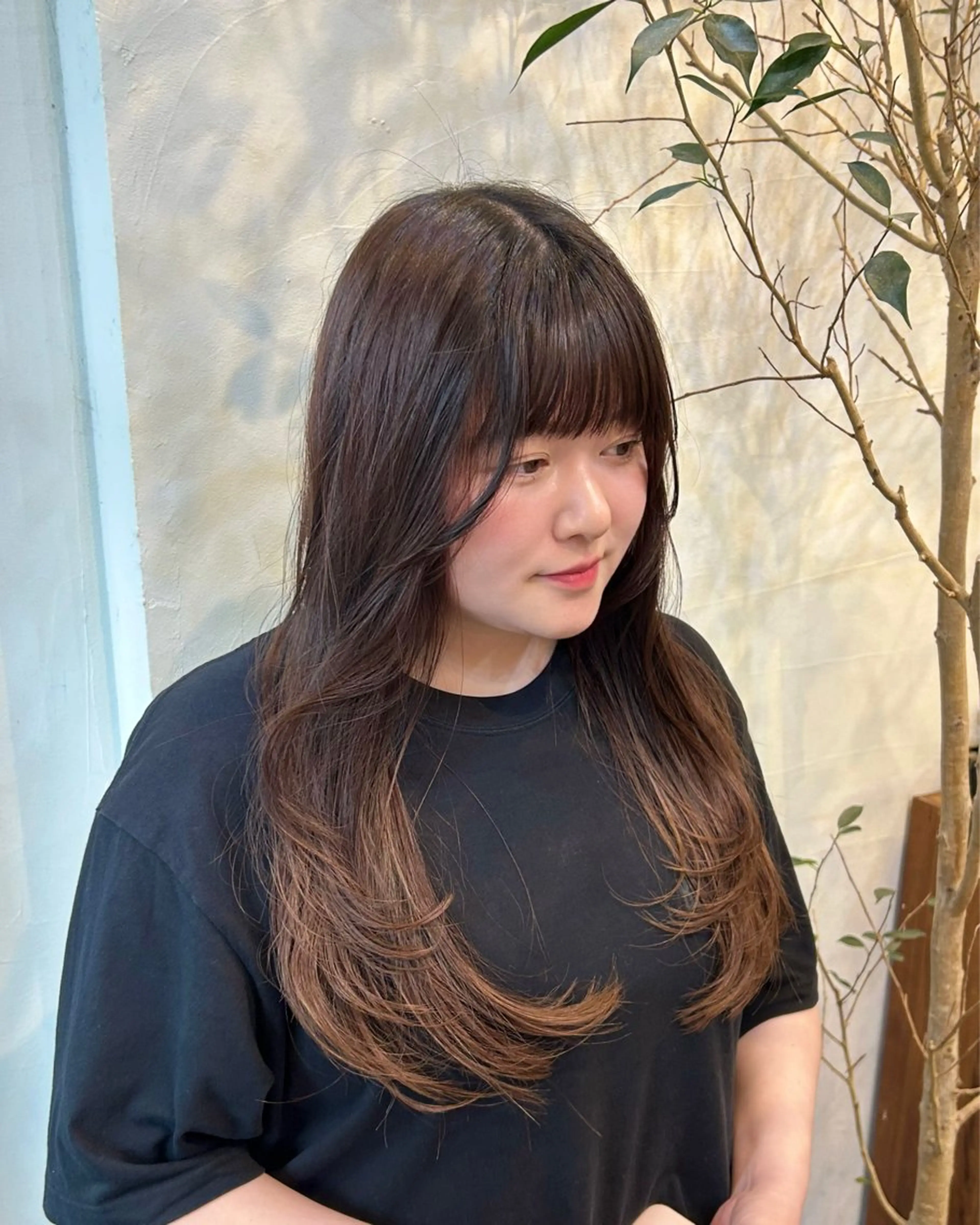 ロング unica by Belle 御殿山店所属・海奈|透明感カラー |レイヤーカットのヘアスタイル