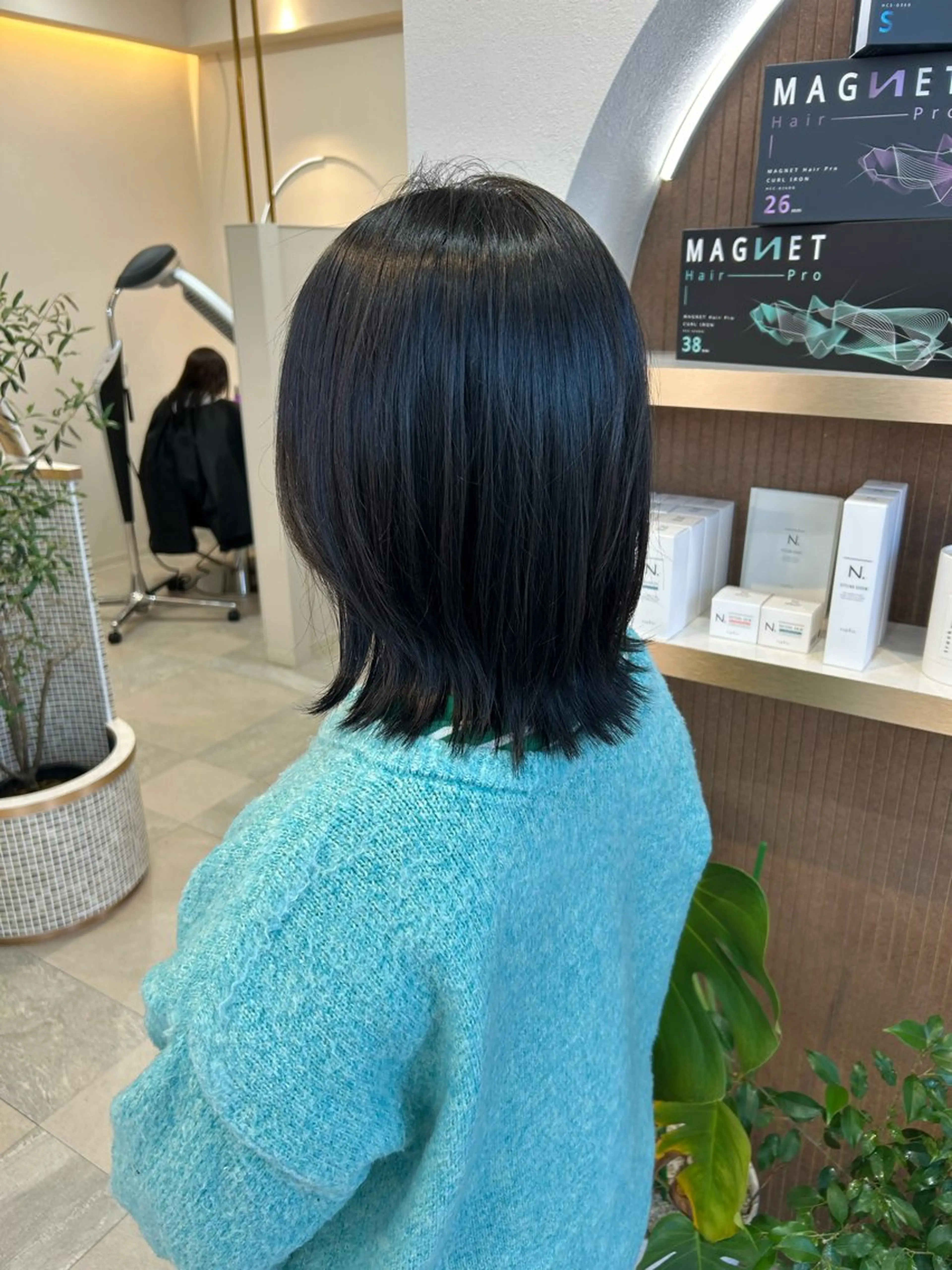 セミロング 外ハネヘア roan宗像店 HIROMIのヘアスタイル