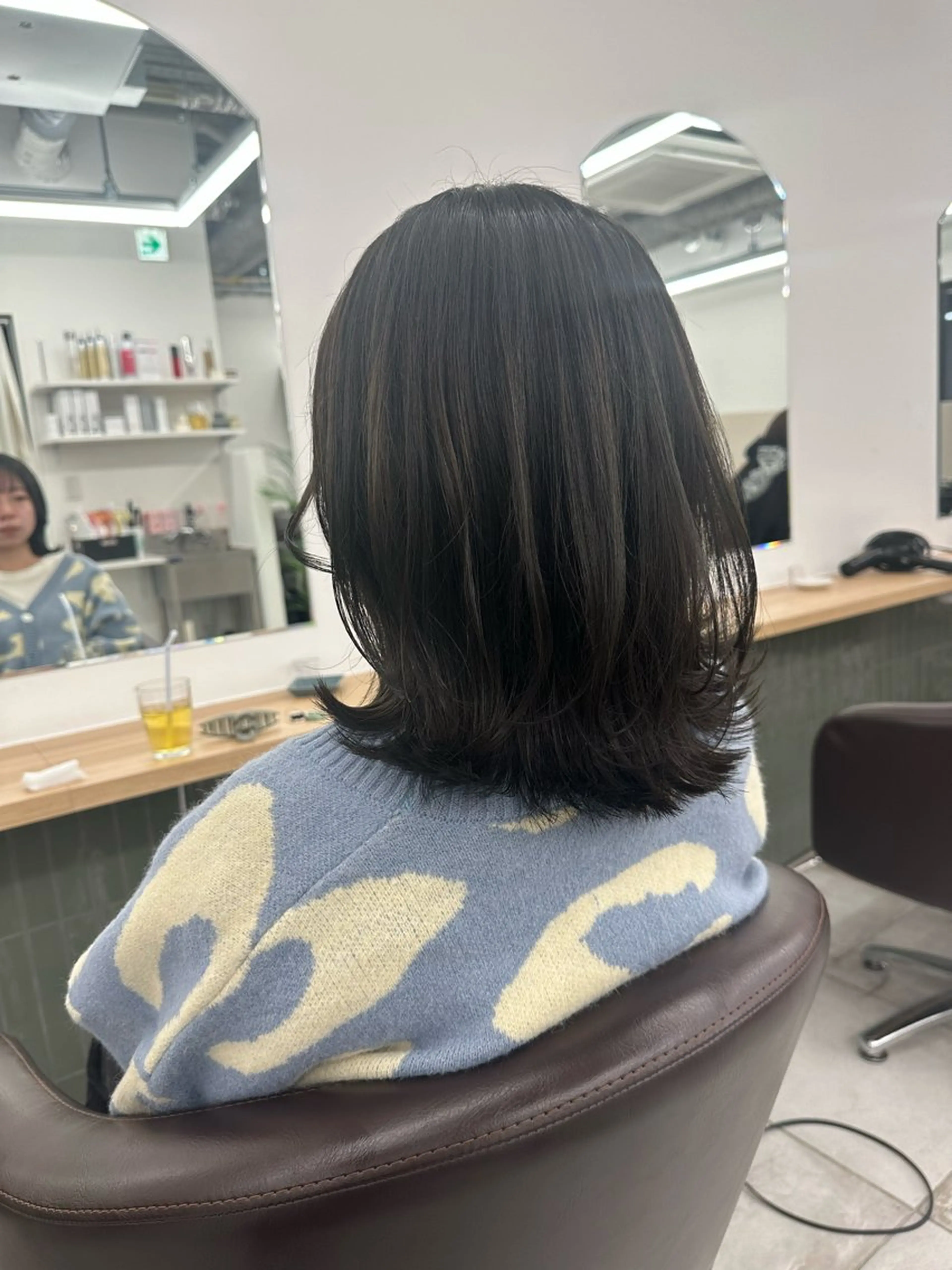 ミディアム カラー カット ヘアカラー トリートメント ブリーチなし/レイヤ ー特化🌈Tommyのヘアスタイル