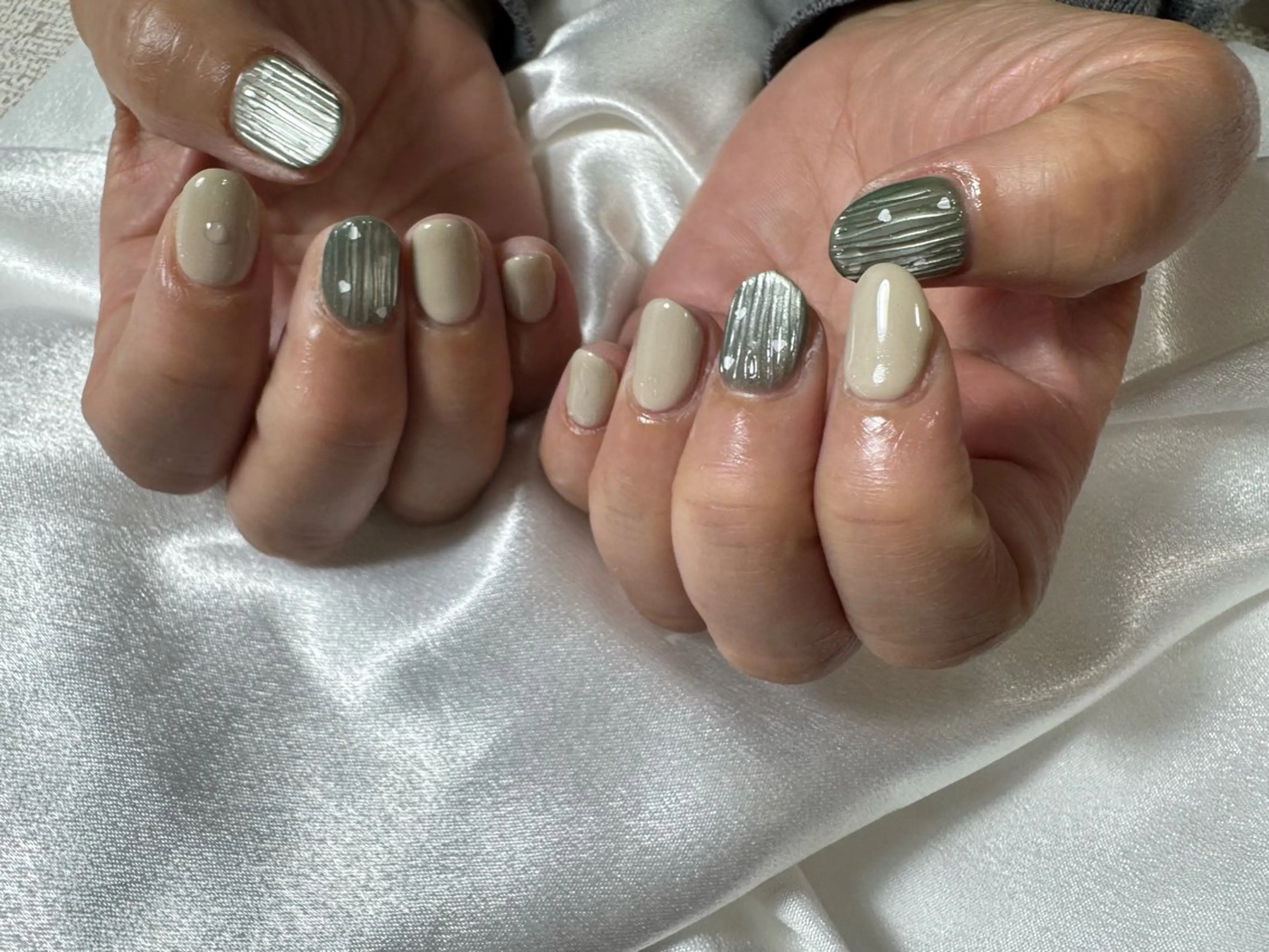 ネイル ジェルネイル ハート パラジェル バレンタイン 冬ネイル ハンドネイル kikinail 溝の口のネイルデザイン