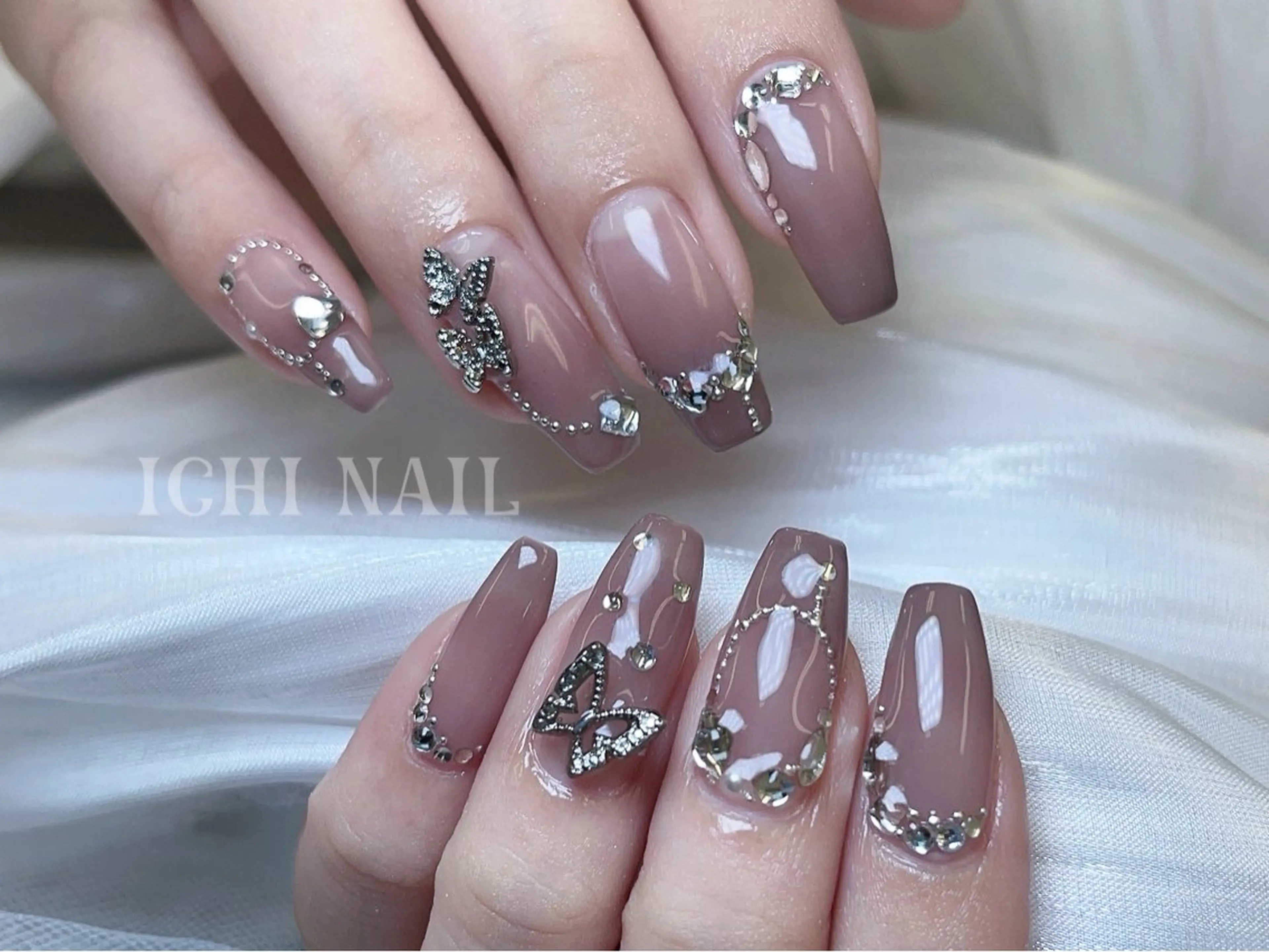 ネイル ハンドネイル 🧚🏻‍♀️ NOHA🎀のネイルデザイン