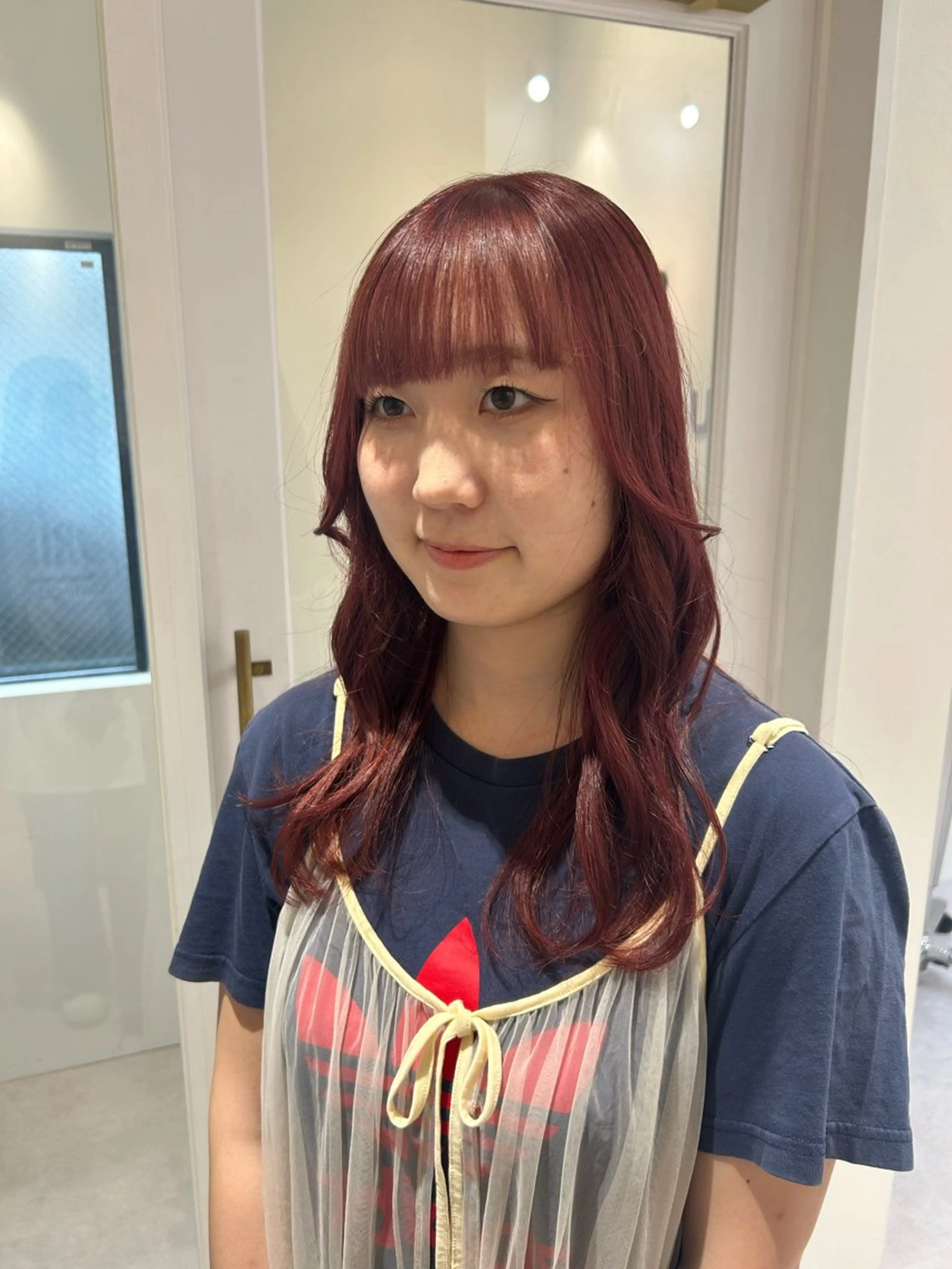 セミロング カラー チアキ ジュリのヘアスタイル