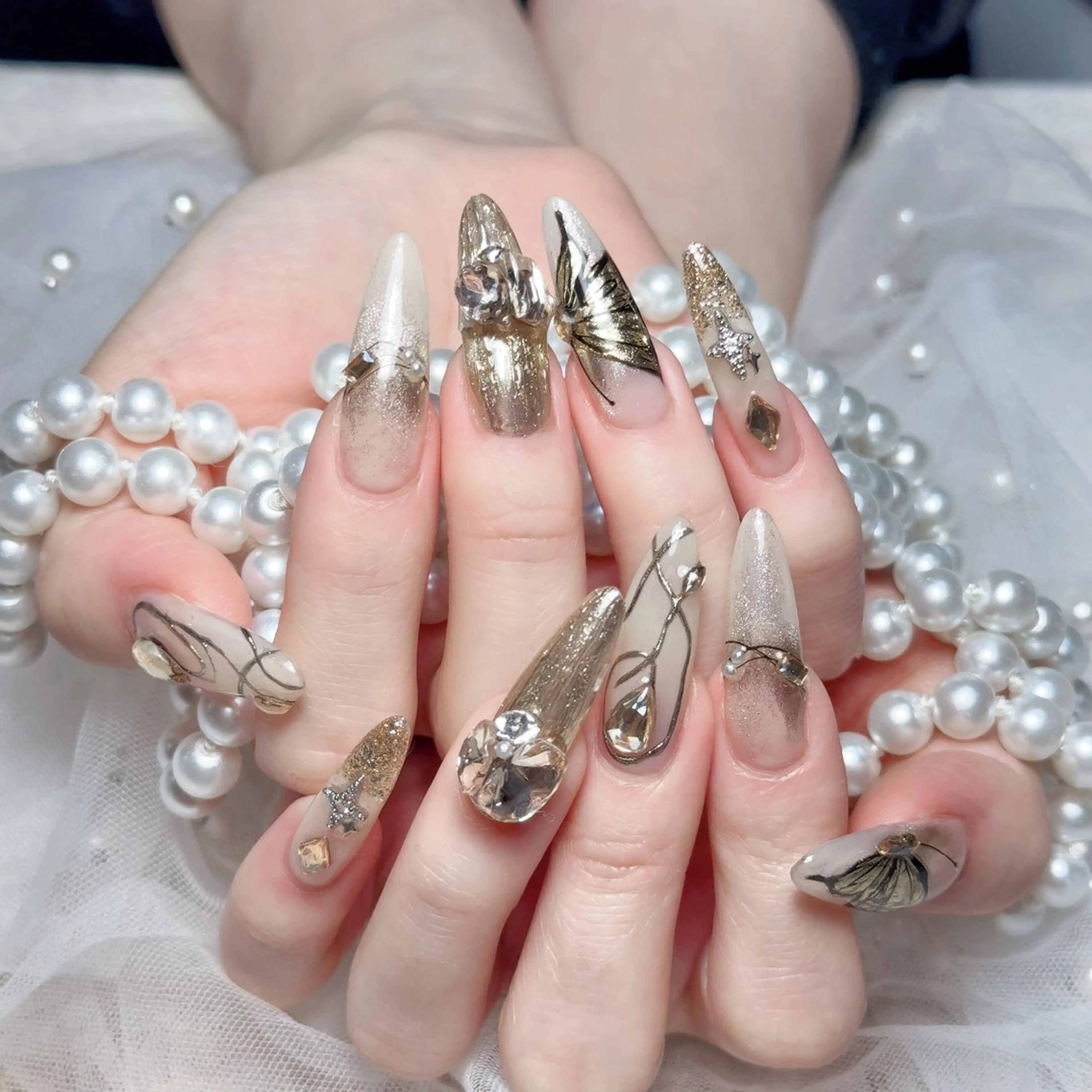 ネイル Maggie Nail🦩のネイルデザイン