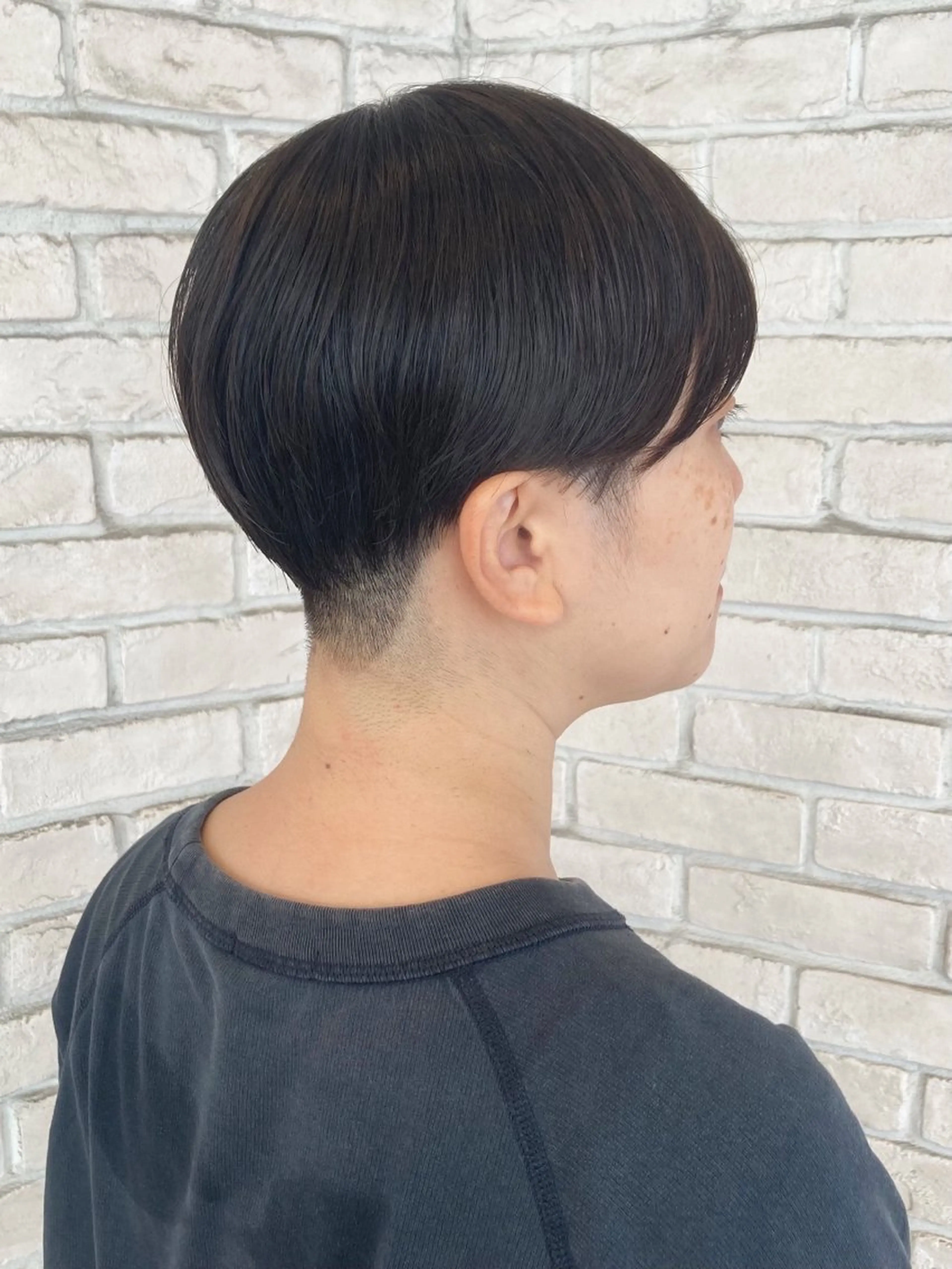 ショート あやかショート 白髪ぼかしのヘアスタイル