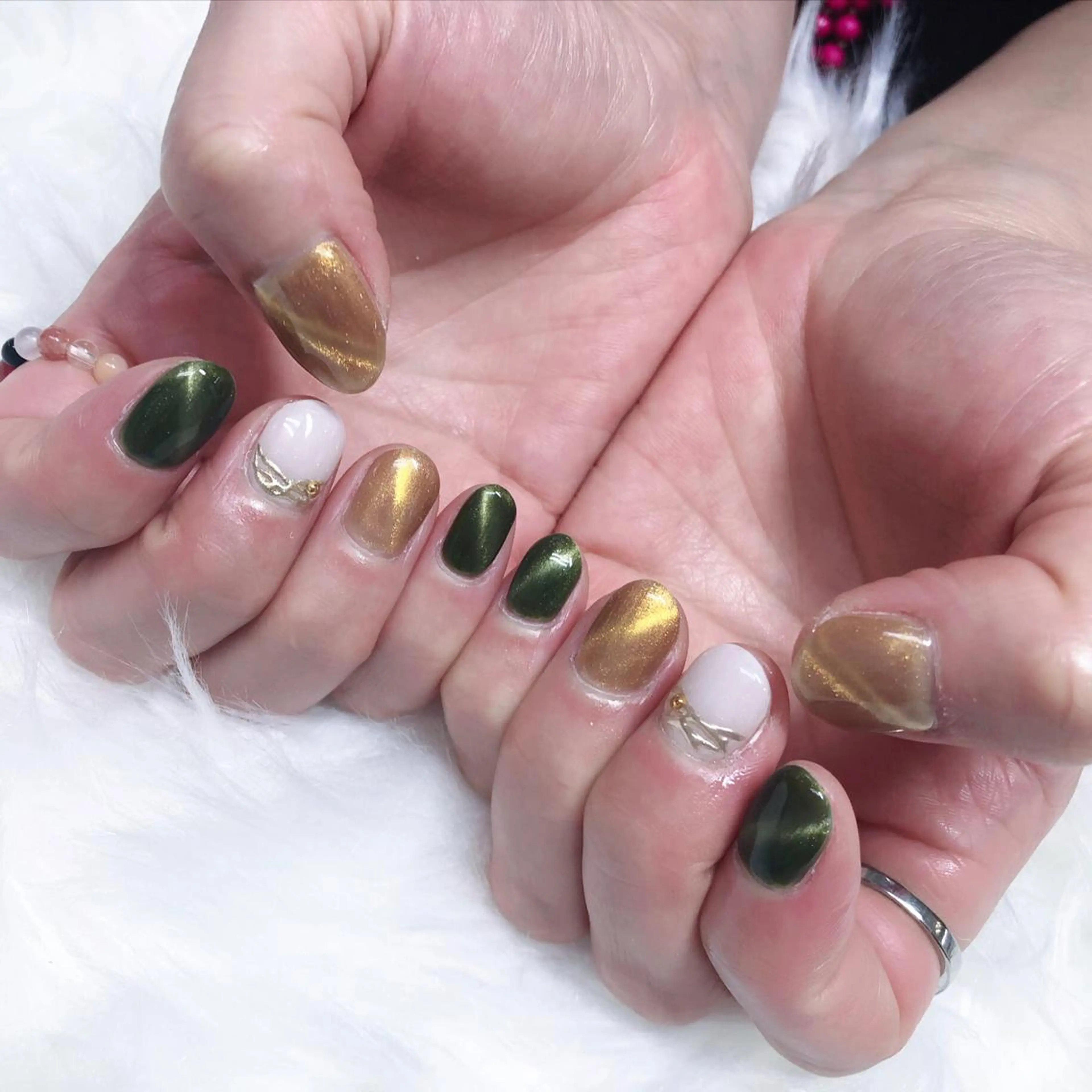 ネイル マグネットネイル ミラーネイル ハンドネイル MoonNail ユリ🌸のネイルデザイン