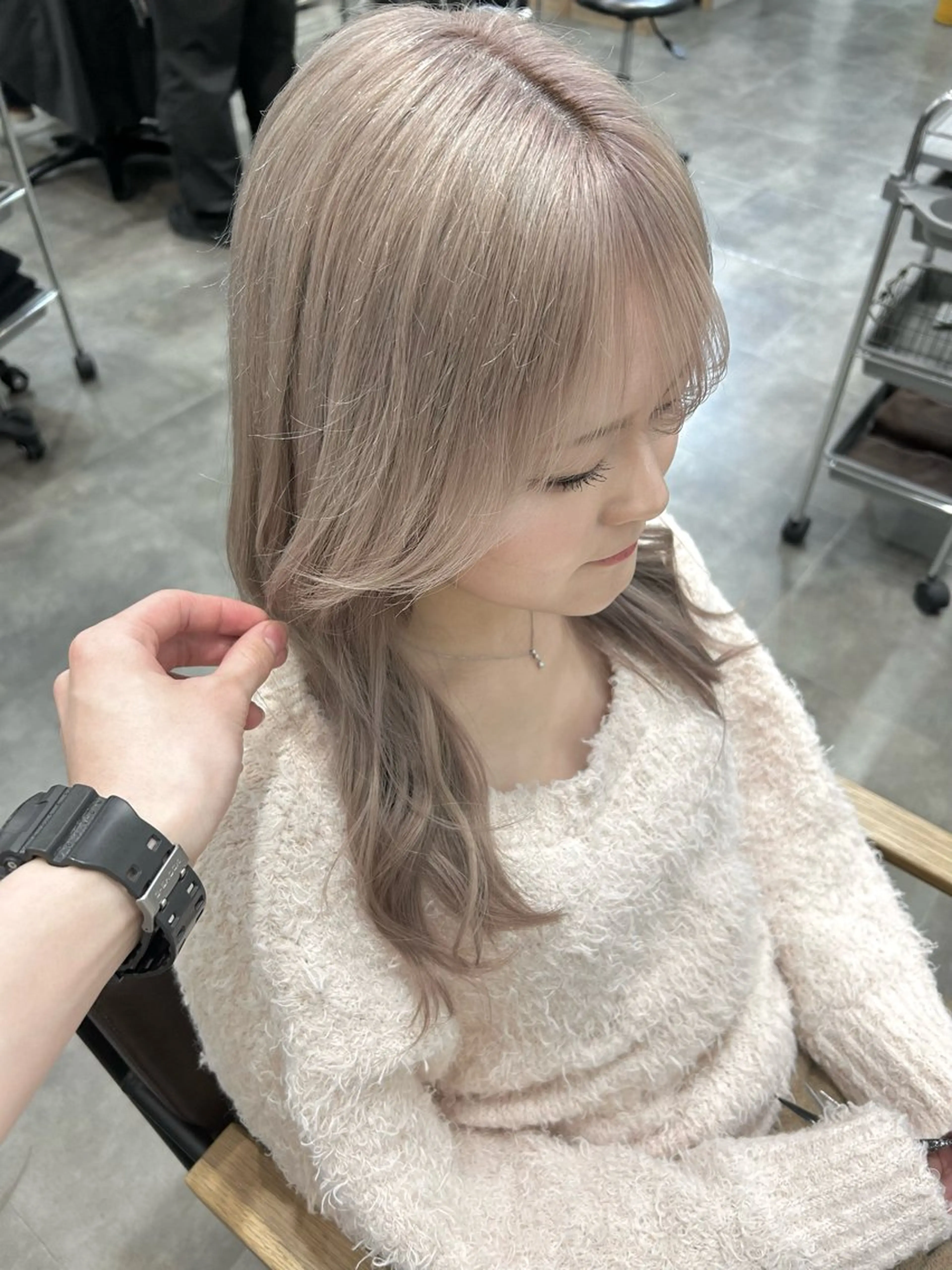 ロング ヘアカラー ︎☀️はるき︎︎☁️ 似合わせ/ハイトーンのヘアスタイル