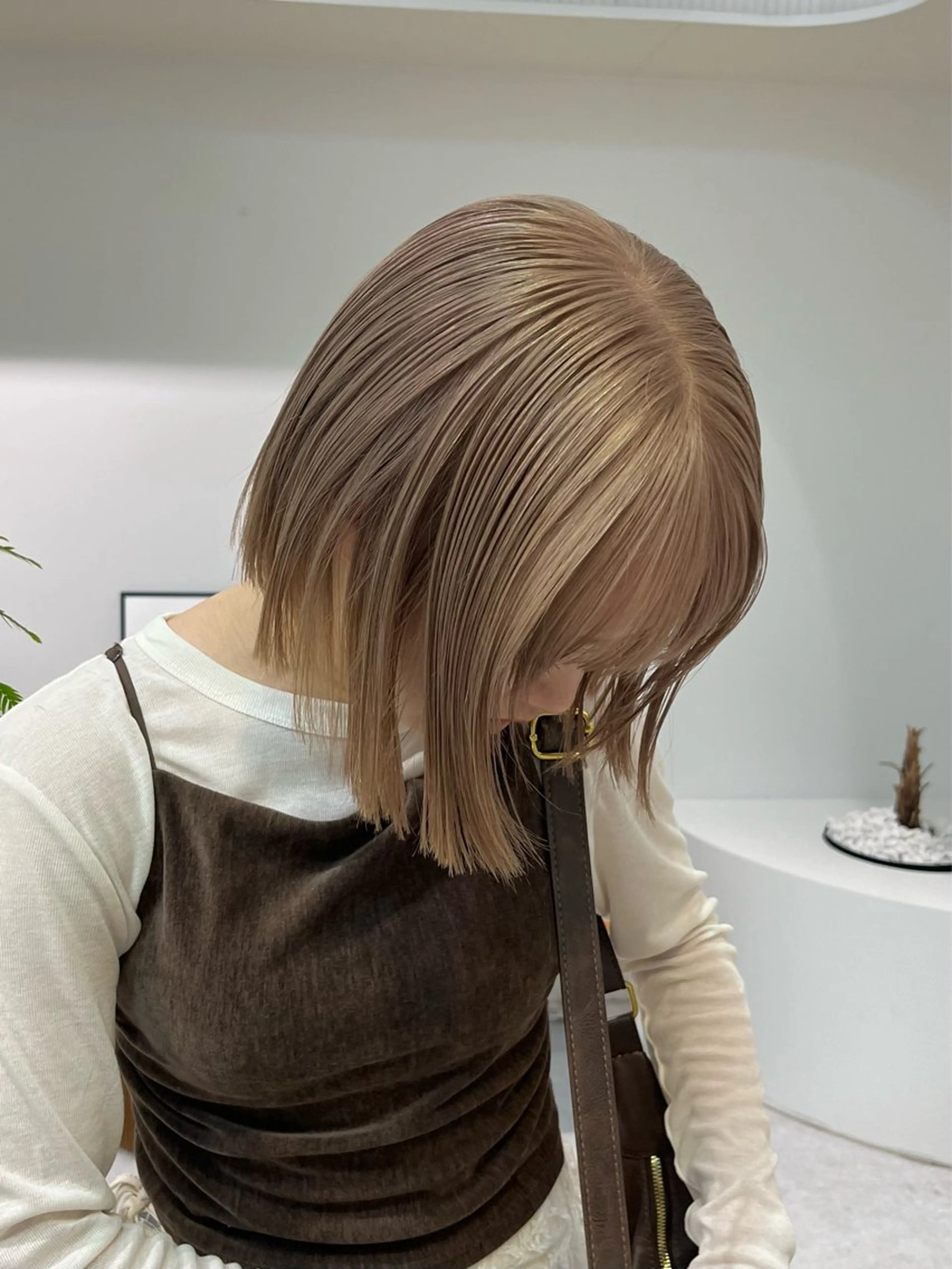 ショート カラー カット ヘアカラー トリートメント ヘアセット 🌿似合わせ透明感 カラー松本朋幸🌿のヘアスタイル