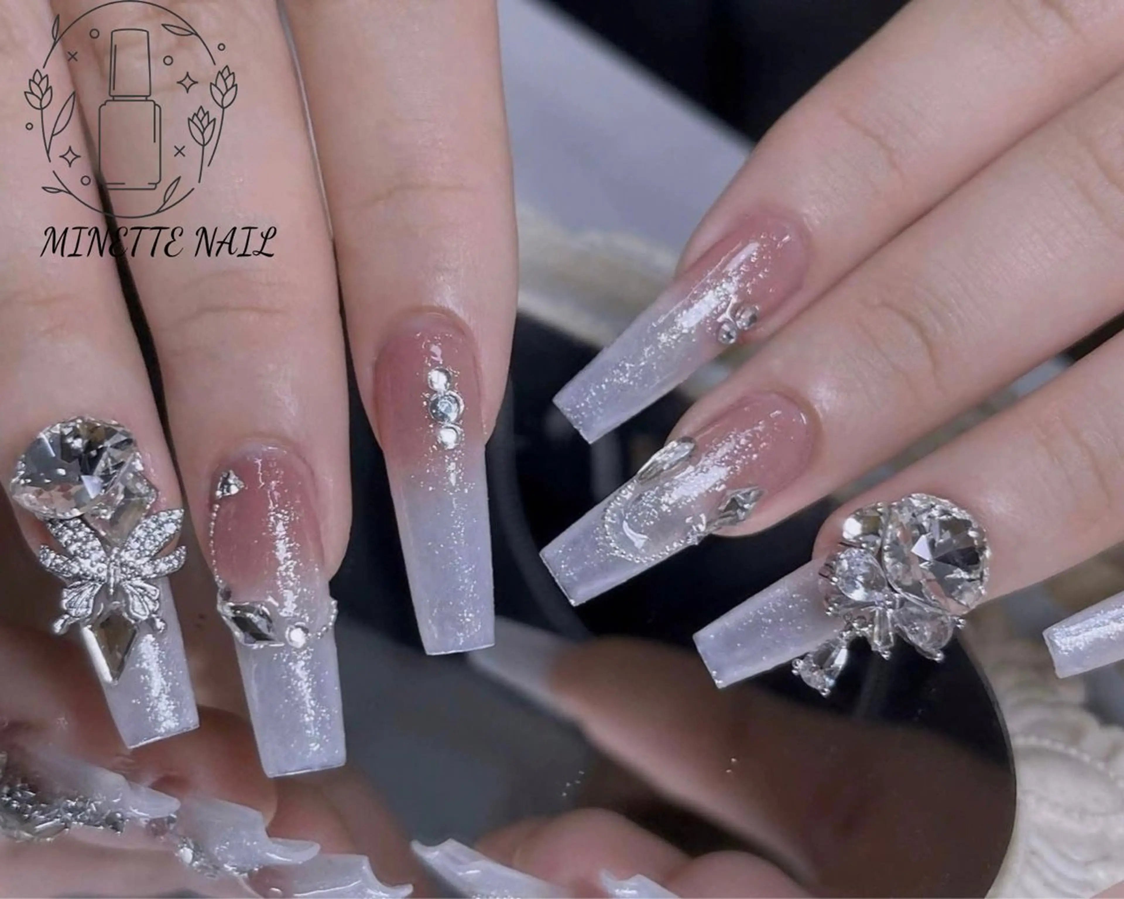 ネイル Minette nailHuongのネイルデザイン