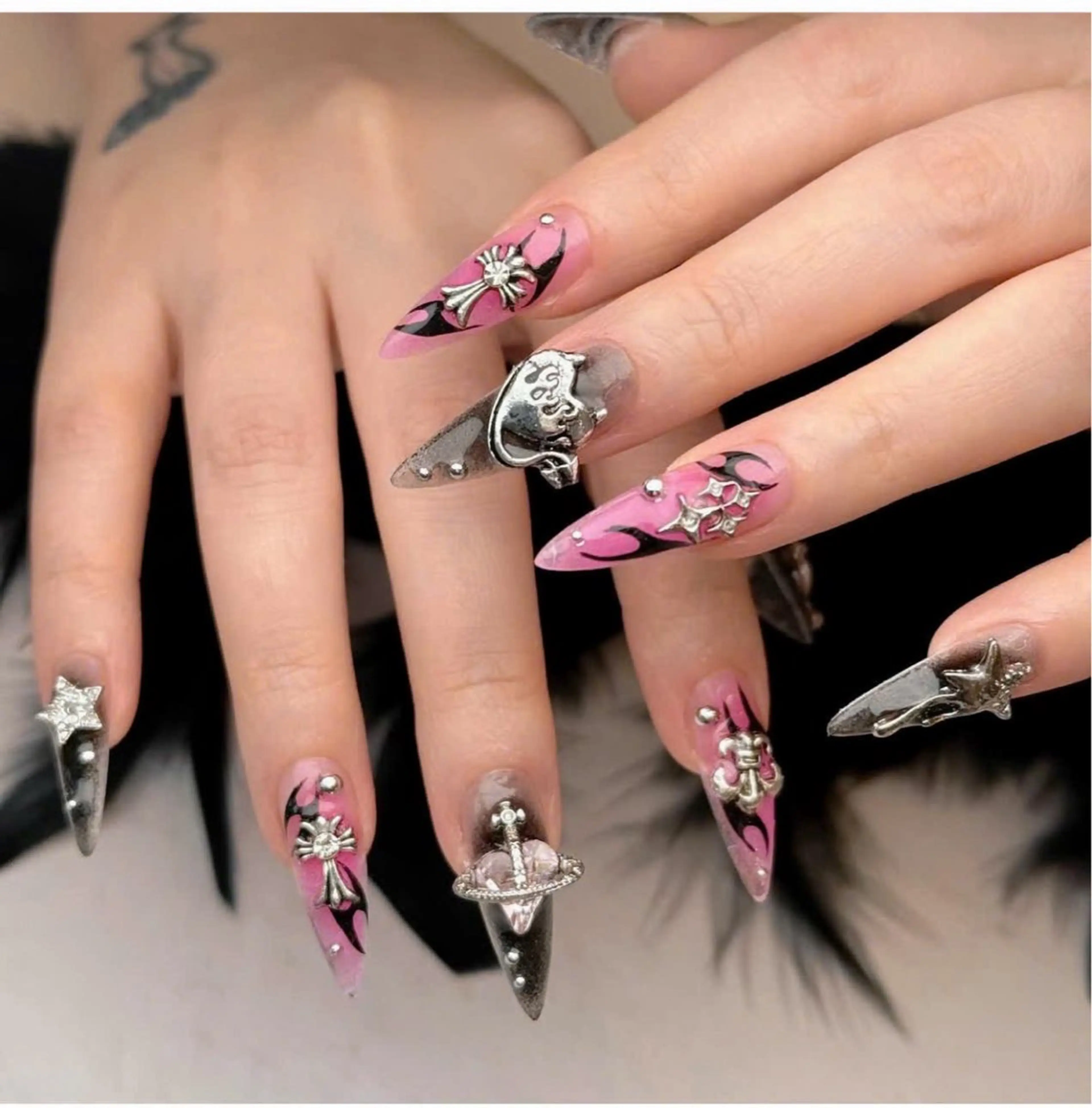 ネイル フレンチネイル キラキラネイル マグネットネイル ミラーネイル ニュアンスネイル MeiMei Nail モデル募集のネイルデザイン