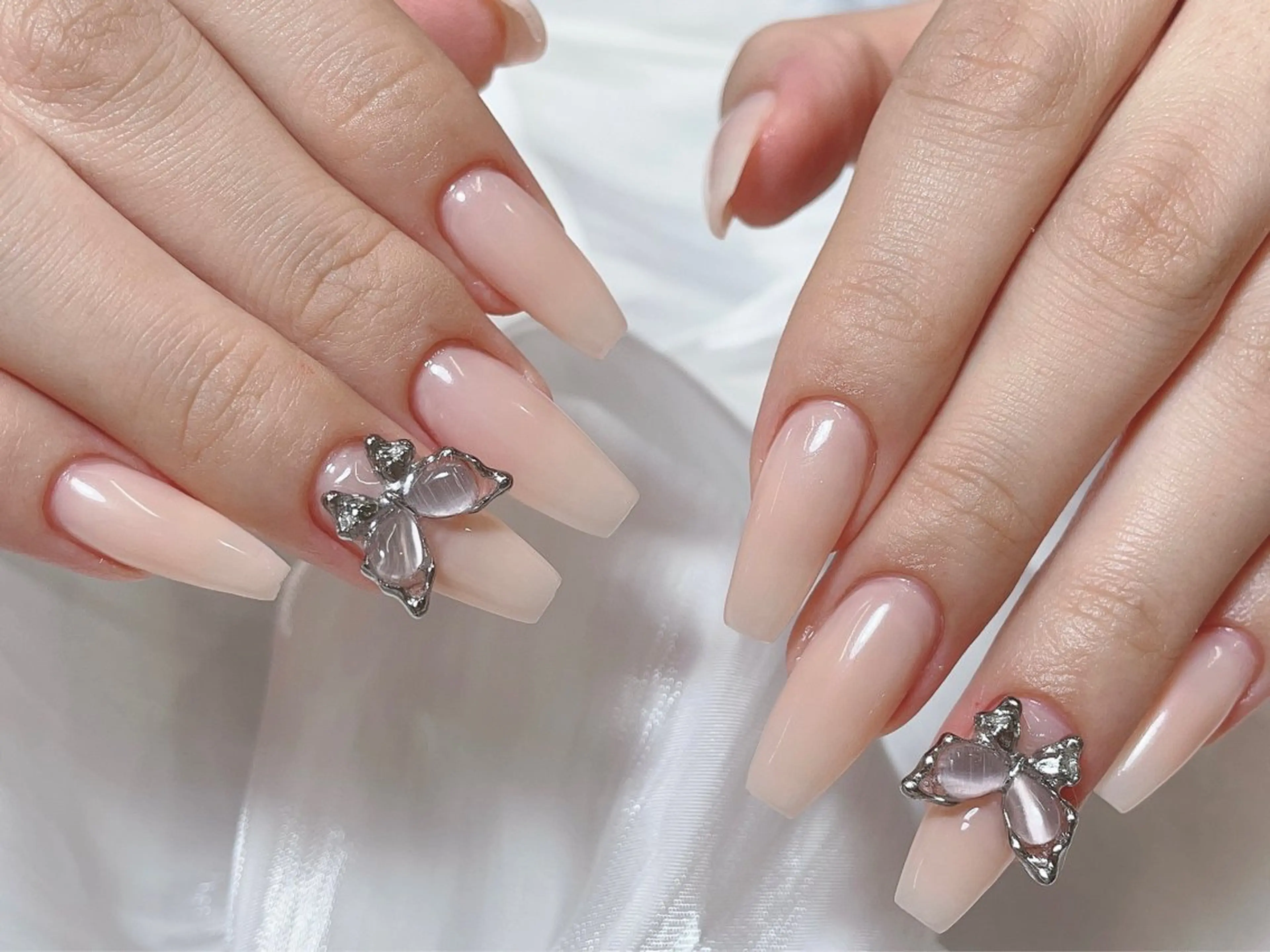 ネイル チークネイル フットネイル フレンチネイル ジェルネイル ガーリー ハンドネイル Liora nail スカルプ専門店のネイルデザイン