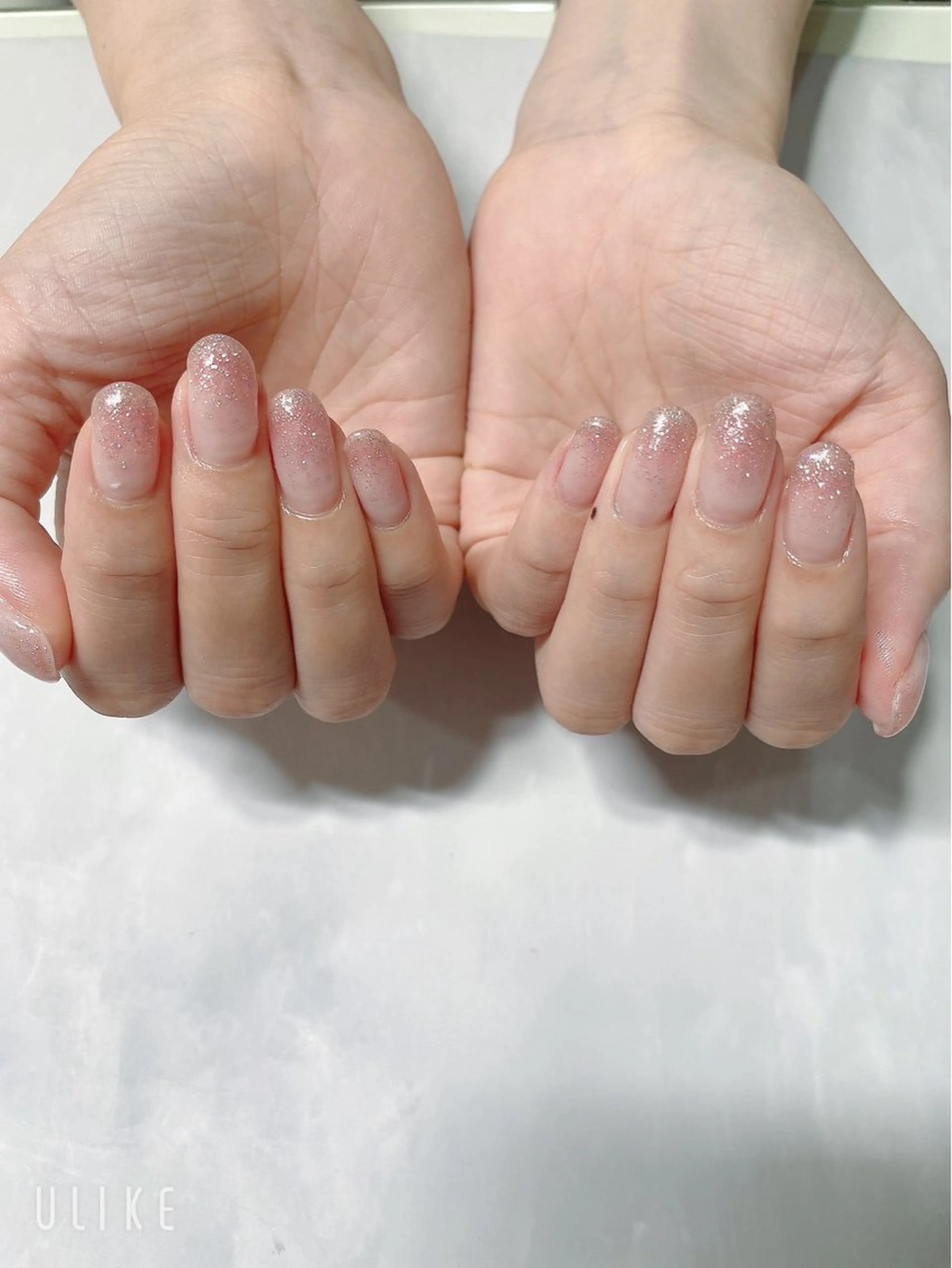 ネイル ジェルネイル ラメ(グリッター) ラメグラデーション ニュアンスネイル オフィスネイル tete nailstudioのネイルデザイン