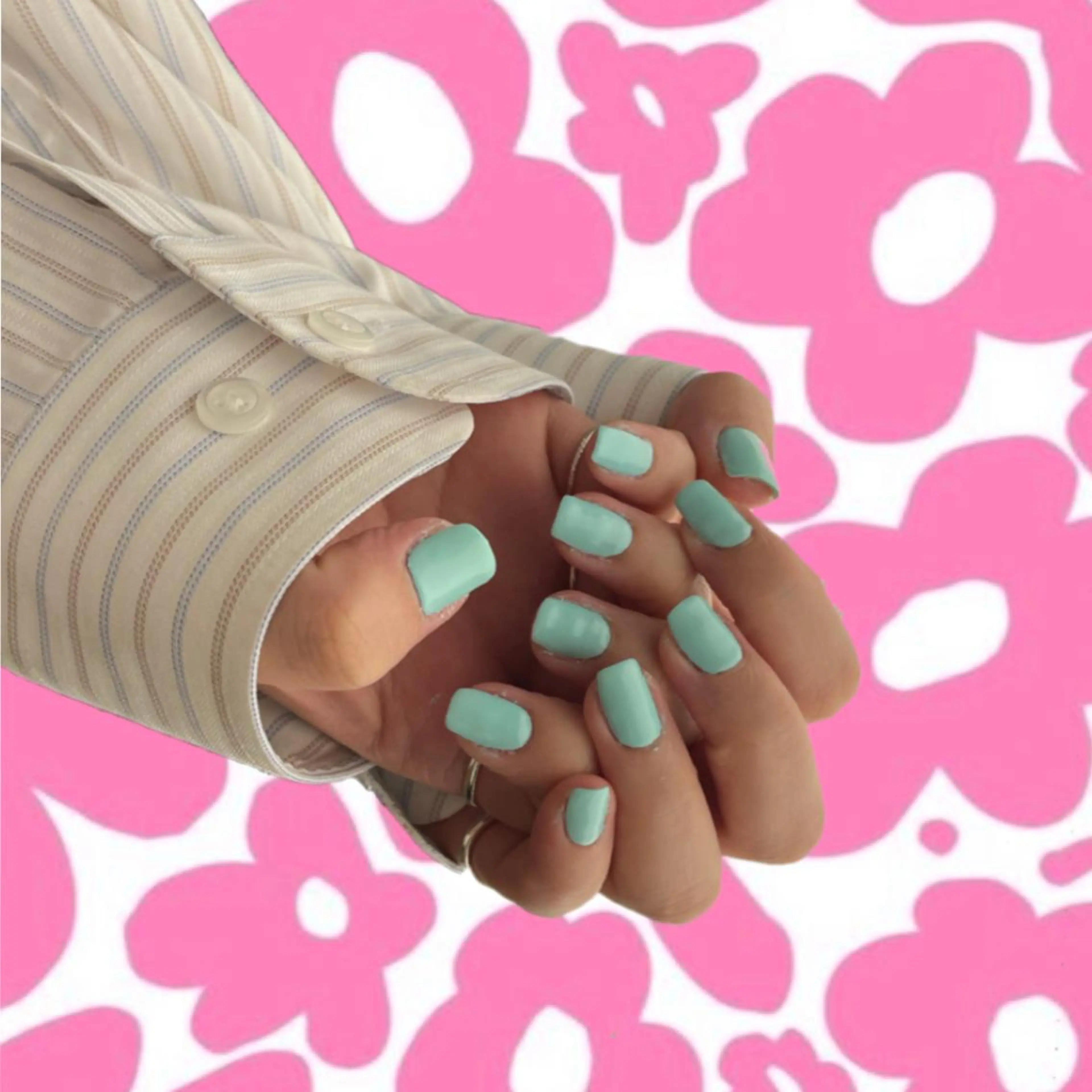 ネイル デザインカラー 🎀REINA🎀のヘアスタイル