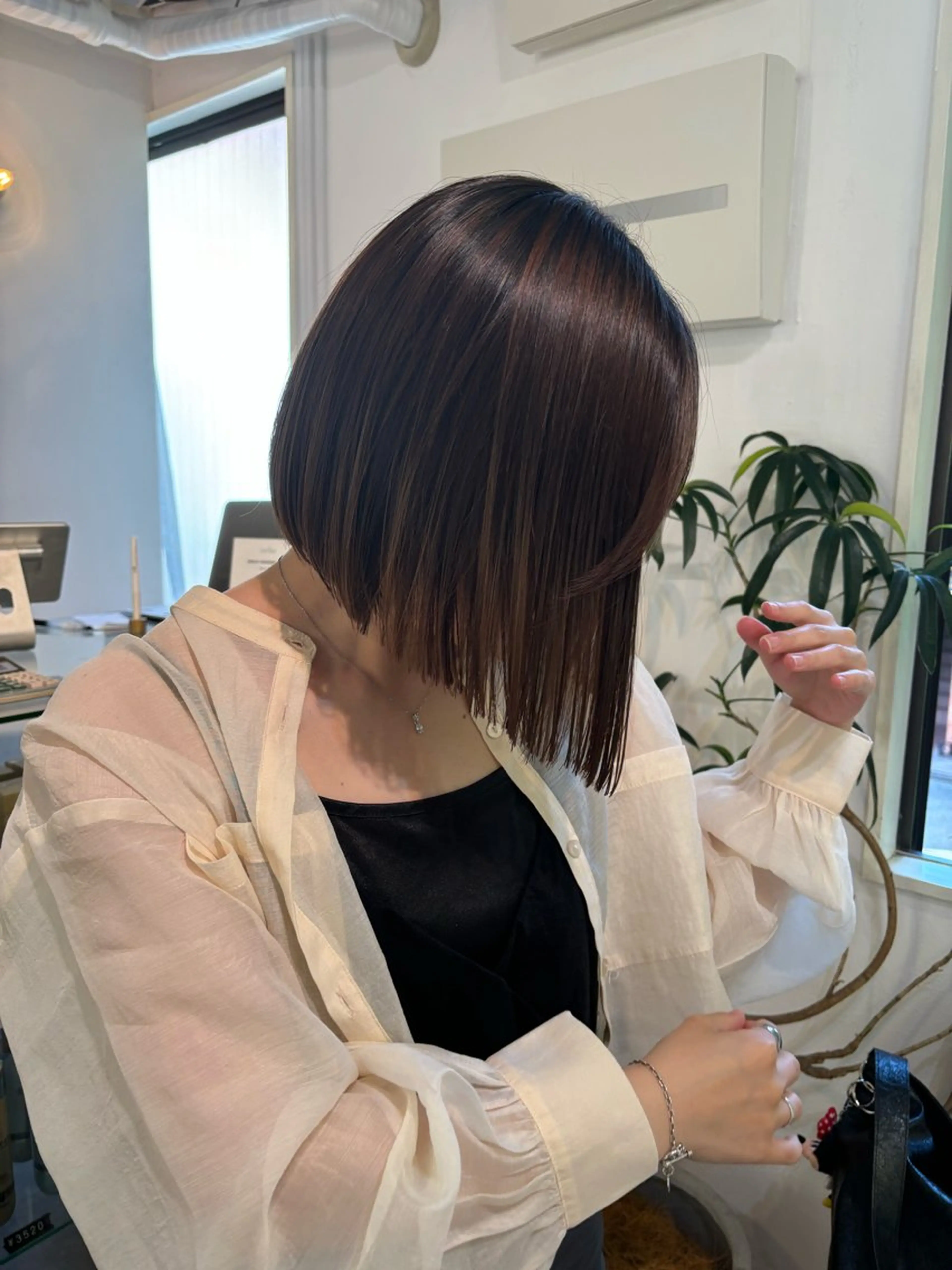 ミディアム カット sakura🌸 レイヤー/韓国ヘアのヘアスタイル