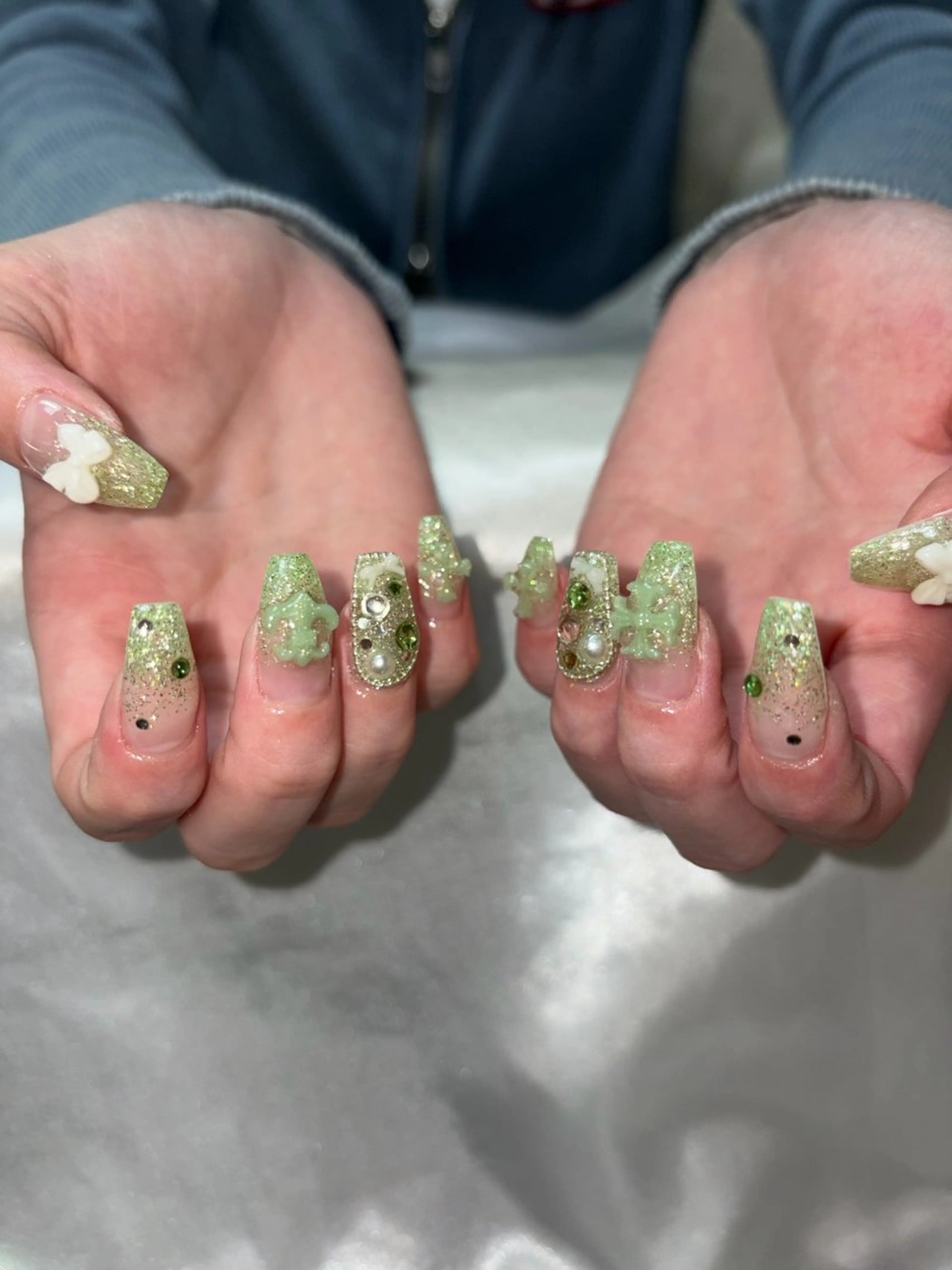 ネイル ハンドネイル nailroom‪ sb‪‪𓈒𓂂𓏸のネイルデザイン