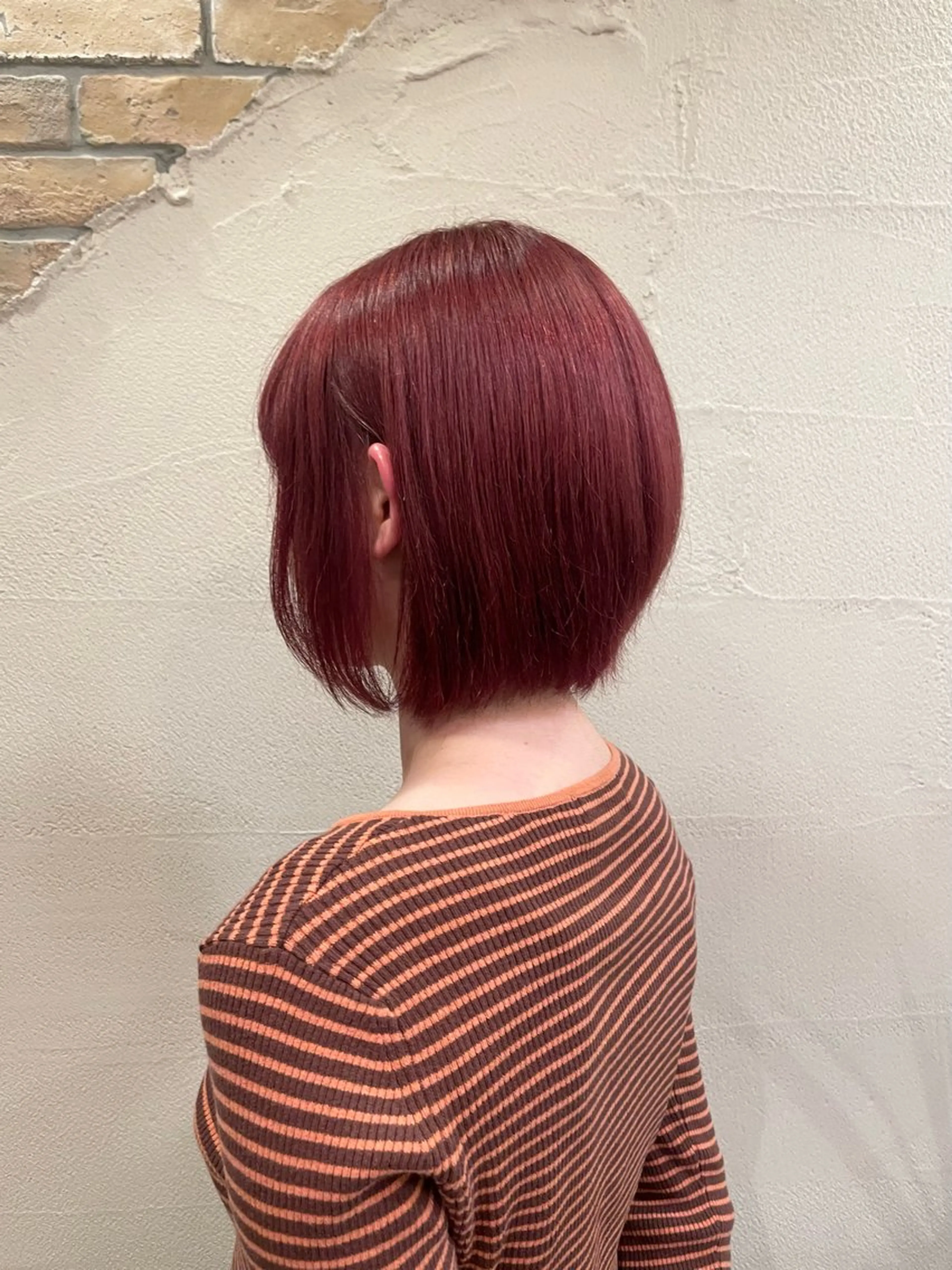 ショート カラー ブリーチ ダブルカラー ブリーチなしカラー ピンクカラー レッドカラー 韓国風🇰🇷レイヤ ーKEI🇰🇷のヘアスタイル