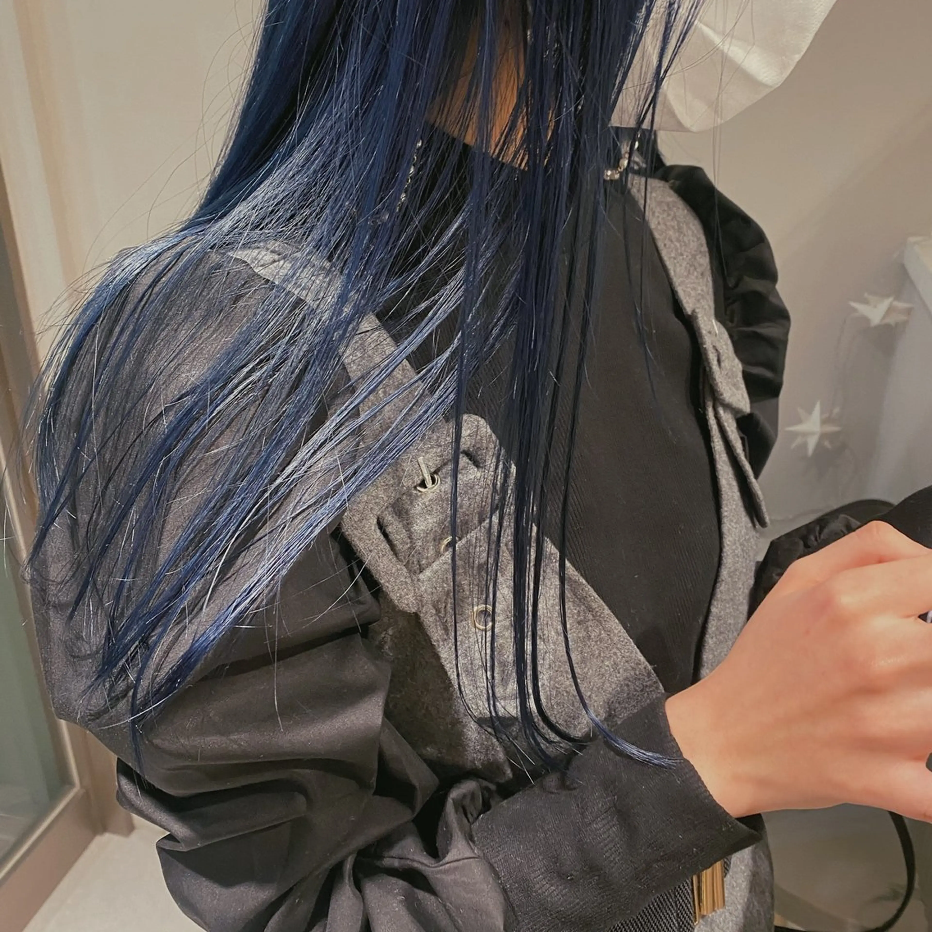 ロング カラー 村山 莉沙のヘアスタイル