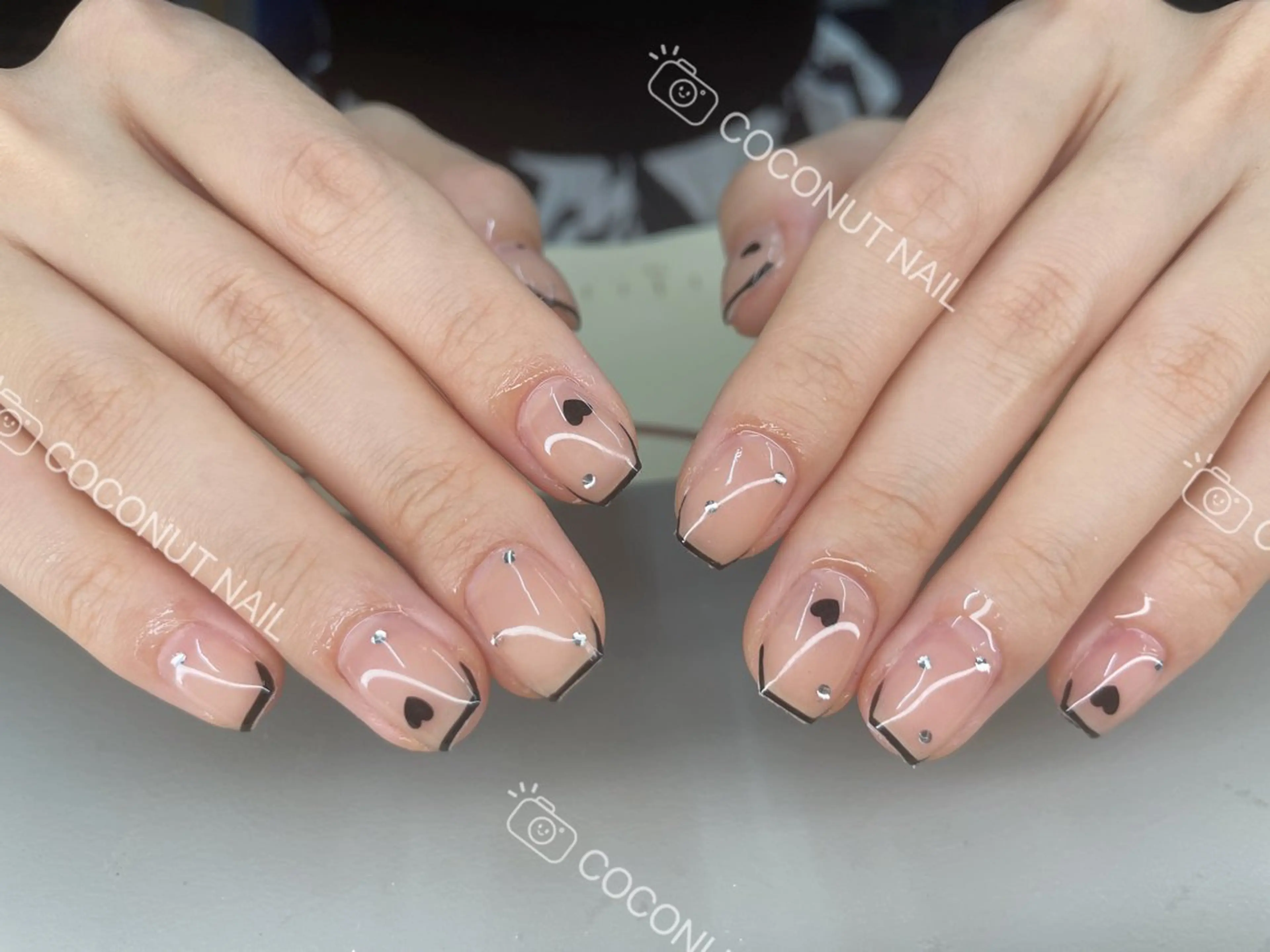 ネイル ハンドネイル 神田 ココナッツのネイルデザイン