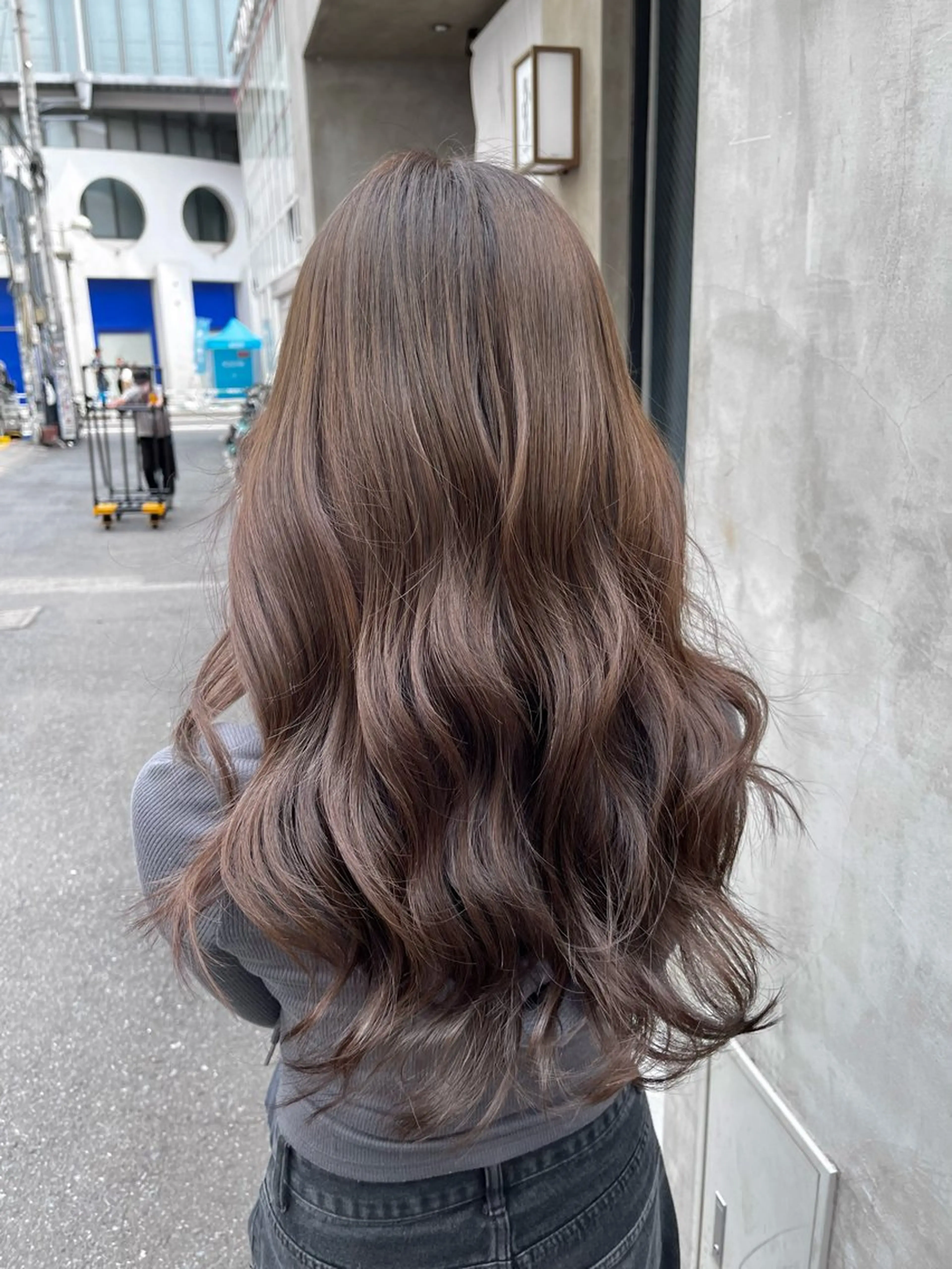 ロング カラー エクステ初心者歓迎 💎馴染みNo.1のヘアスタイル