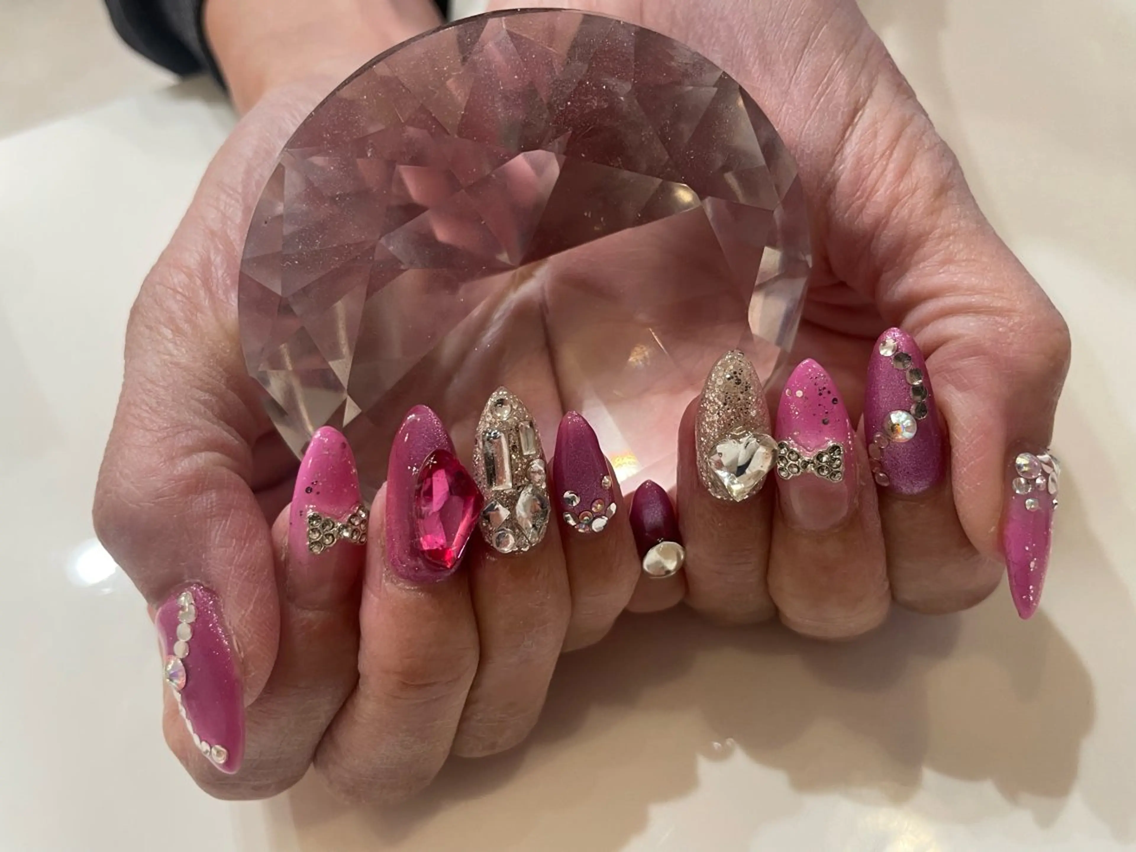 ネイル ♡ビジュール♡ NAIL &まつ毛のマツエク・マツパデザイン