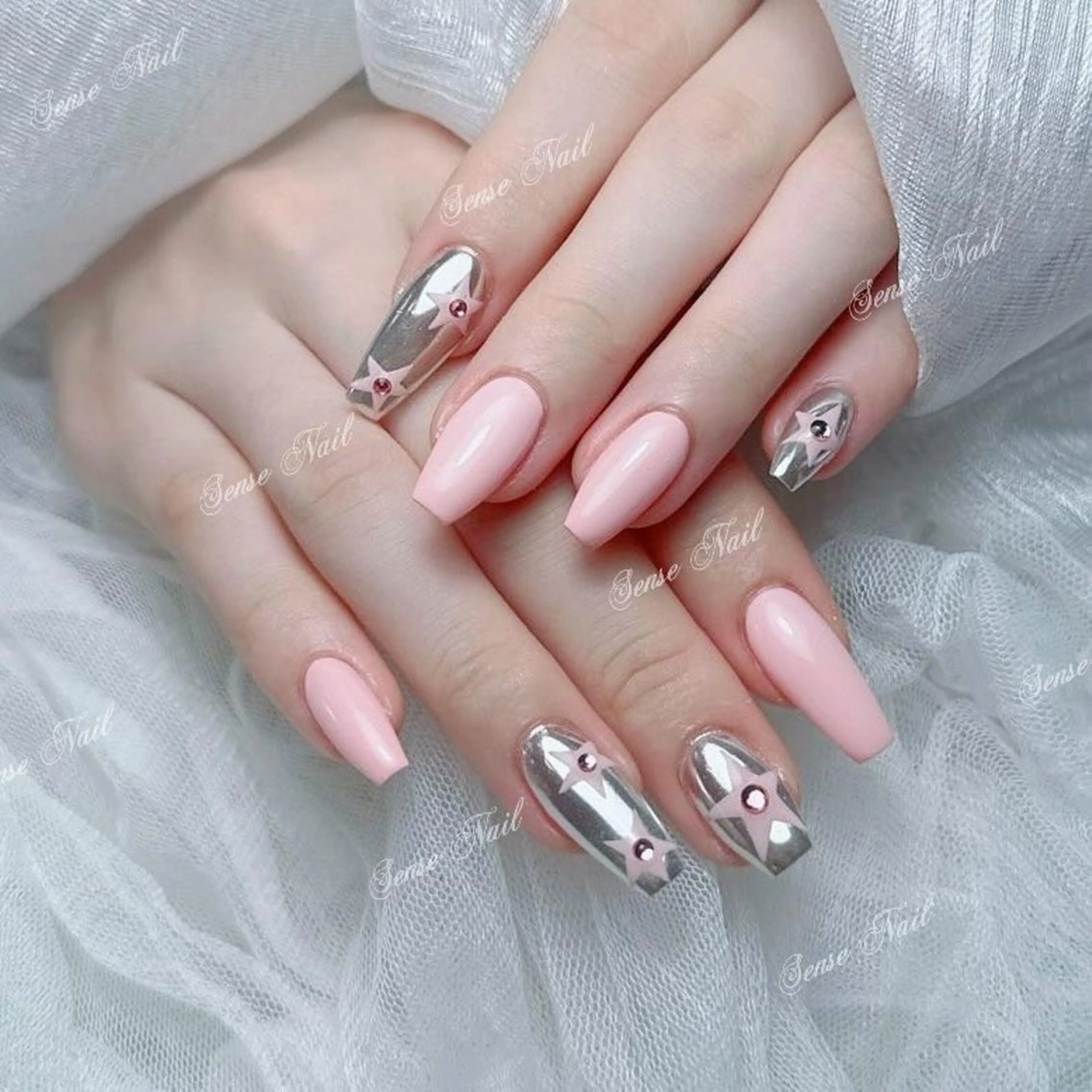 ネイル ハンドネイル ハンドケア 🎀Sense Nail池袋店🎀のネイルデザイン