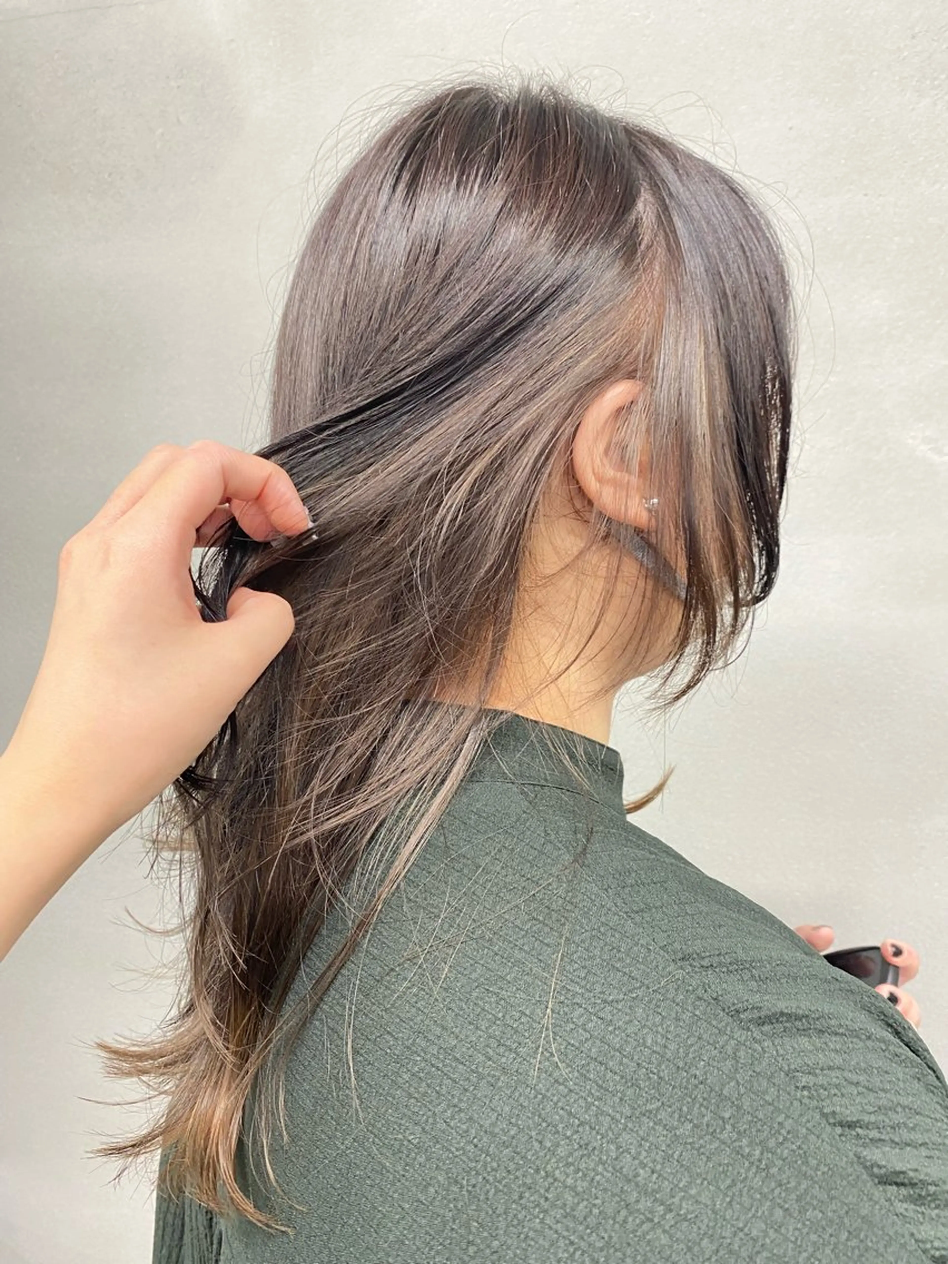 ロング カラー ベージュカラー 透明感カラー カット ヘアカラー トリートメント 柏 デザインカラー/ レイヤー🐣シオリのヘアスタイル