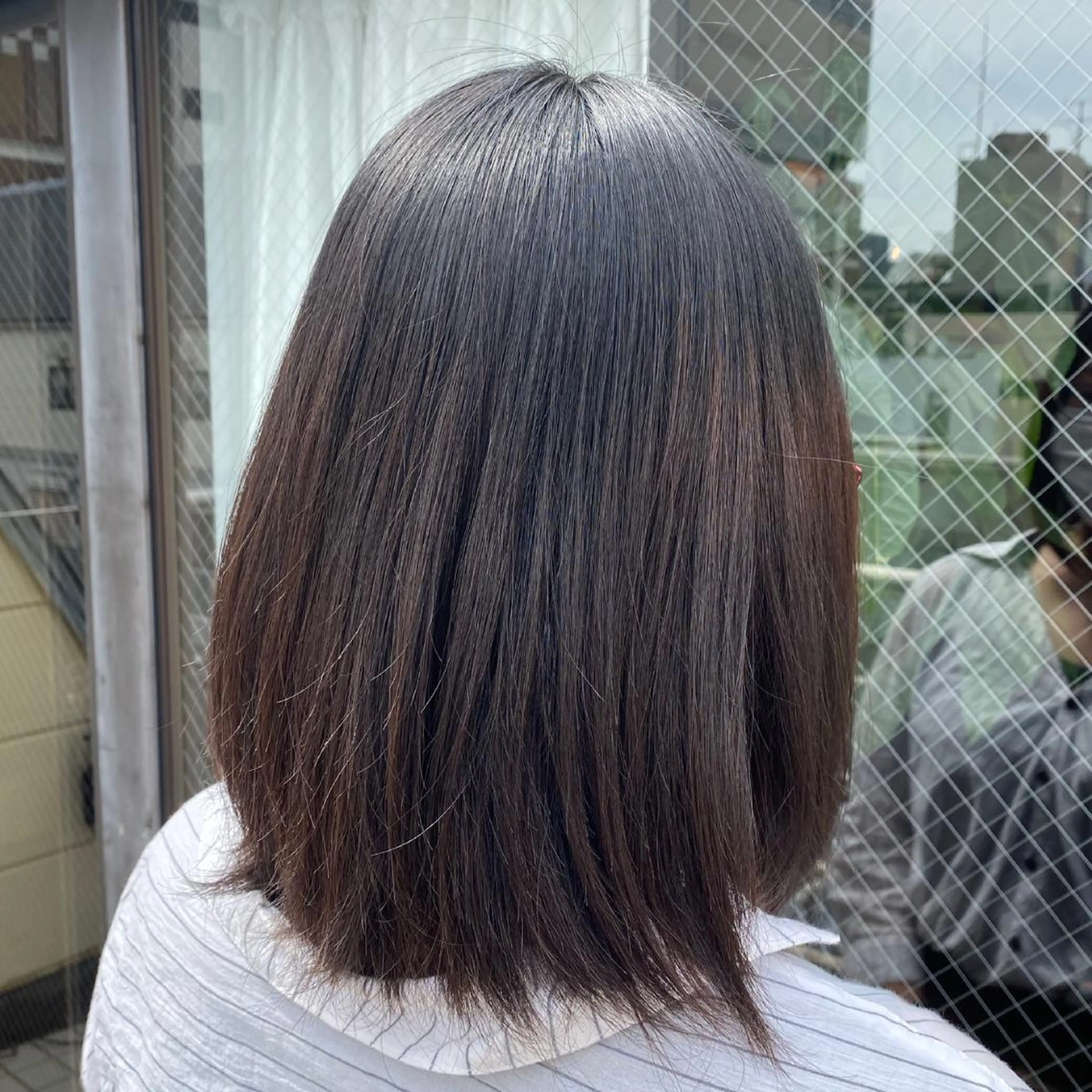 ミディアム カラー 縮毛矯正 酸性ストレート レイヤーカット×髪質 改善🇰🇷シオリのヘアスタイル