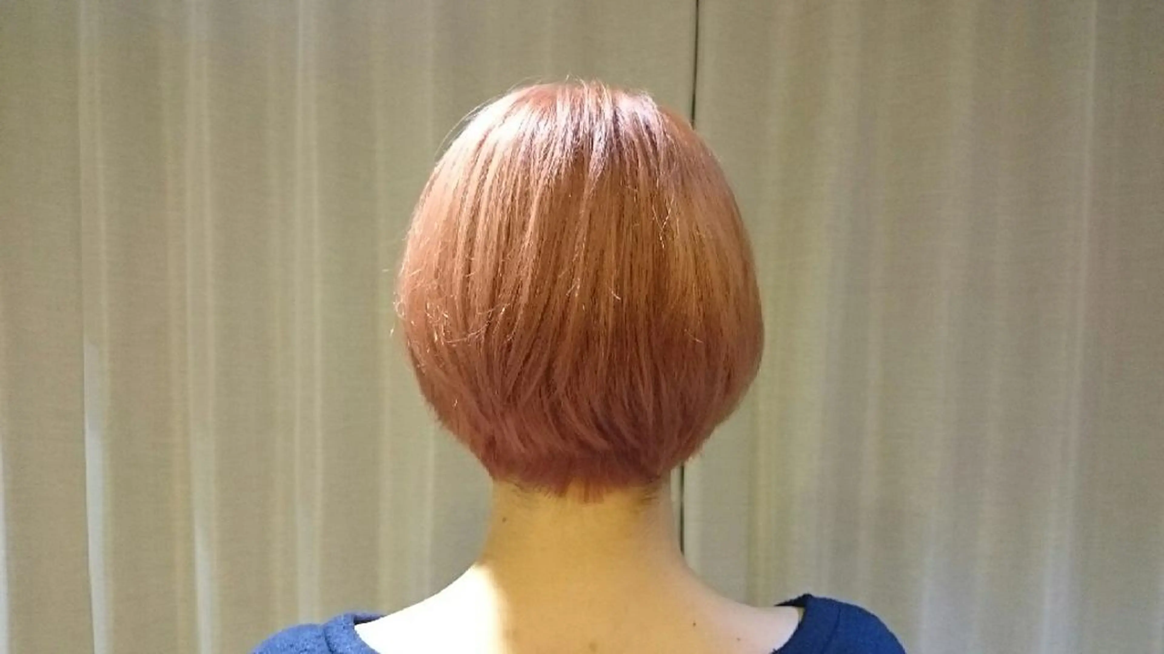 ショート カラー SAI hairgardenのヘアスタイル