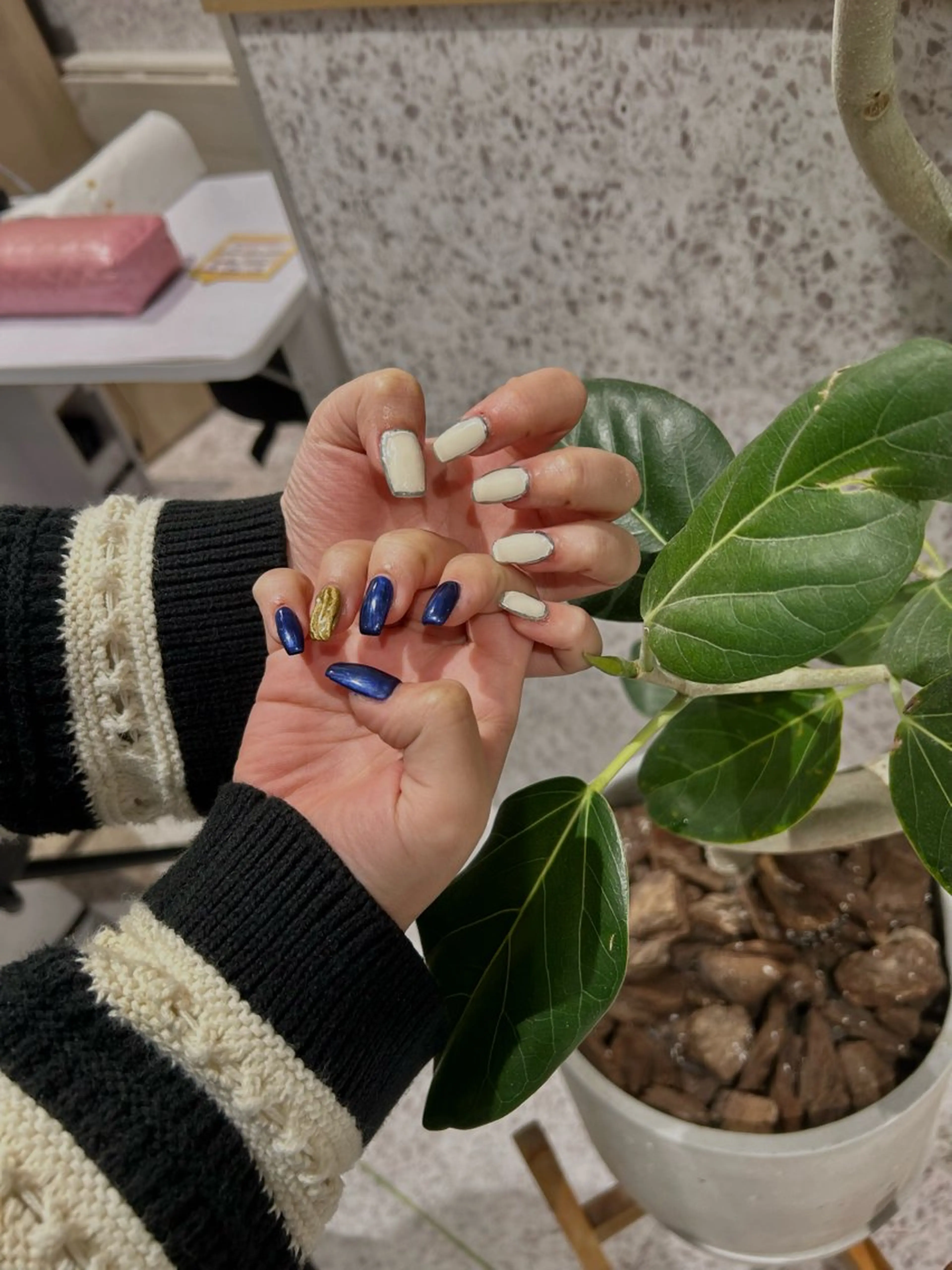 ネイル 成人式 長さ出し 韓国ネイル ショートネイル ♡ハイトーン★ ネイル/しの♡のヘアスタイル