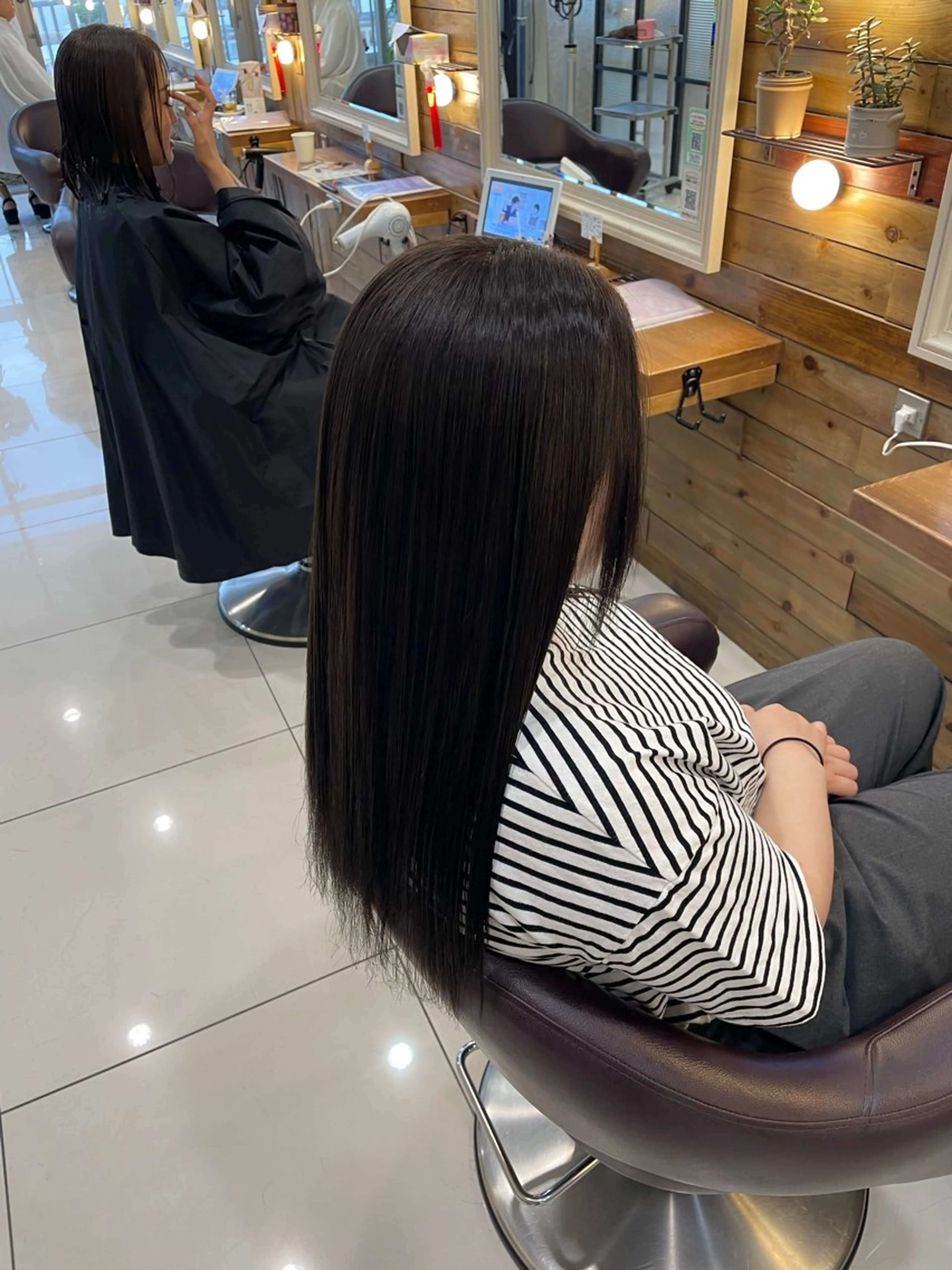 ロング カラー 透明感カラー なな /カラー/アレンジのヘアスタイル