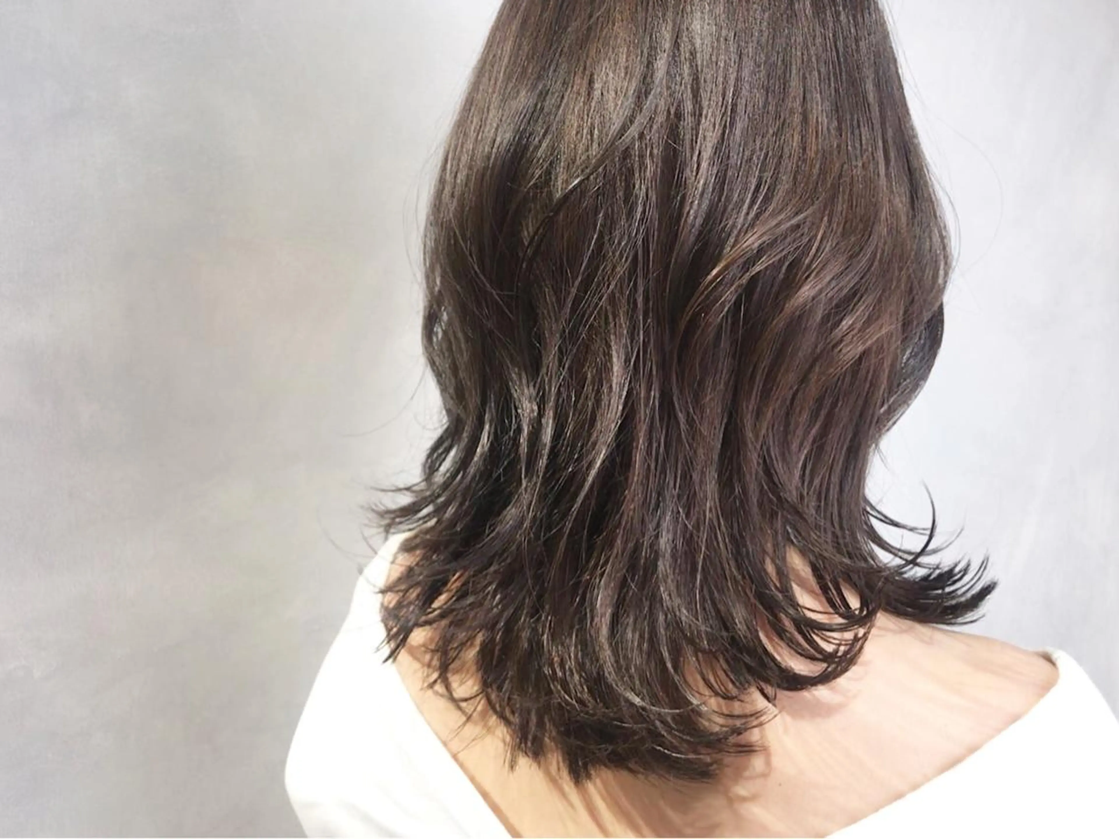 ミディアム カラー 縮毛矯正/髪質改善 🌷あかおのヘアスタイル