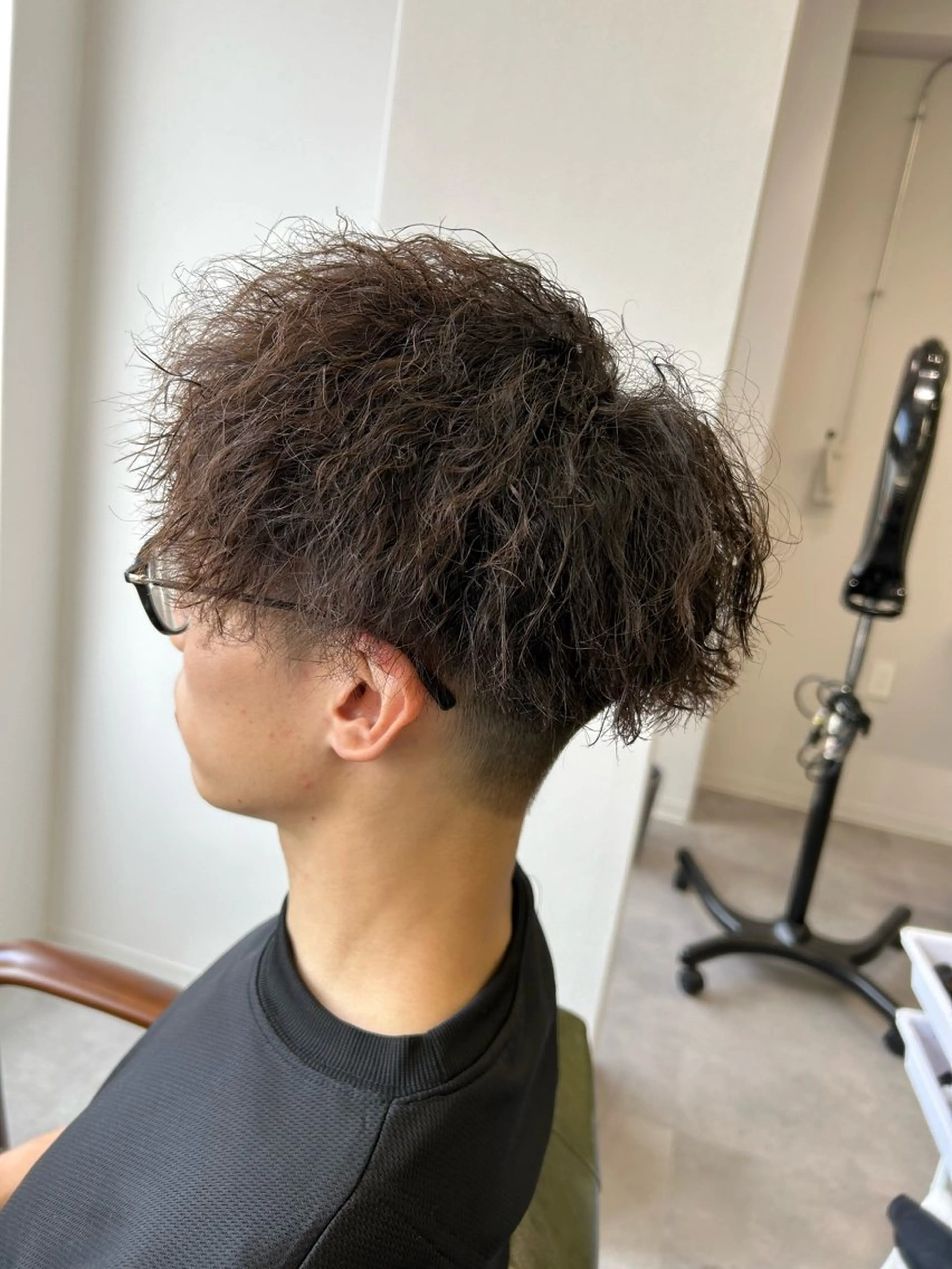 パーマ メンズ メンズパーマ メンズツイストパーマ ツイストパーマ SHAFT Ieiriのヘアスタイル