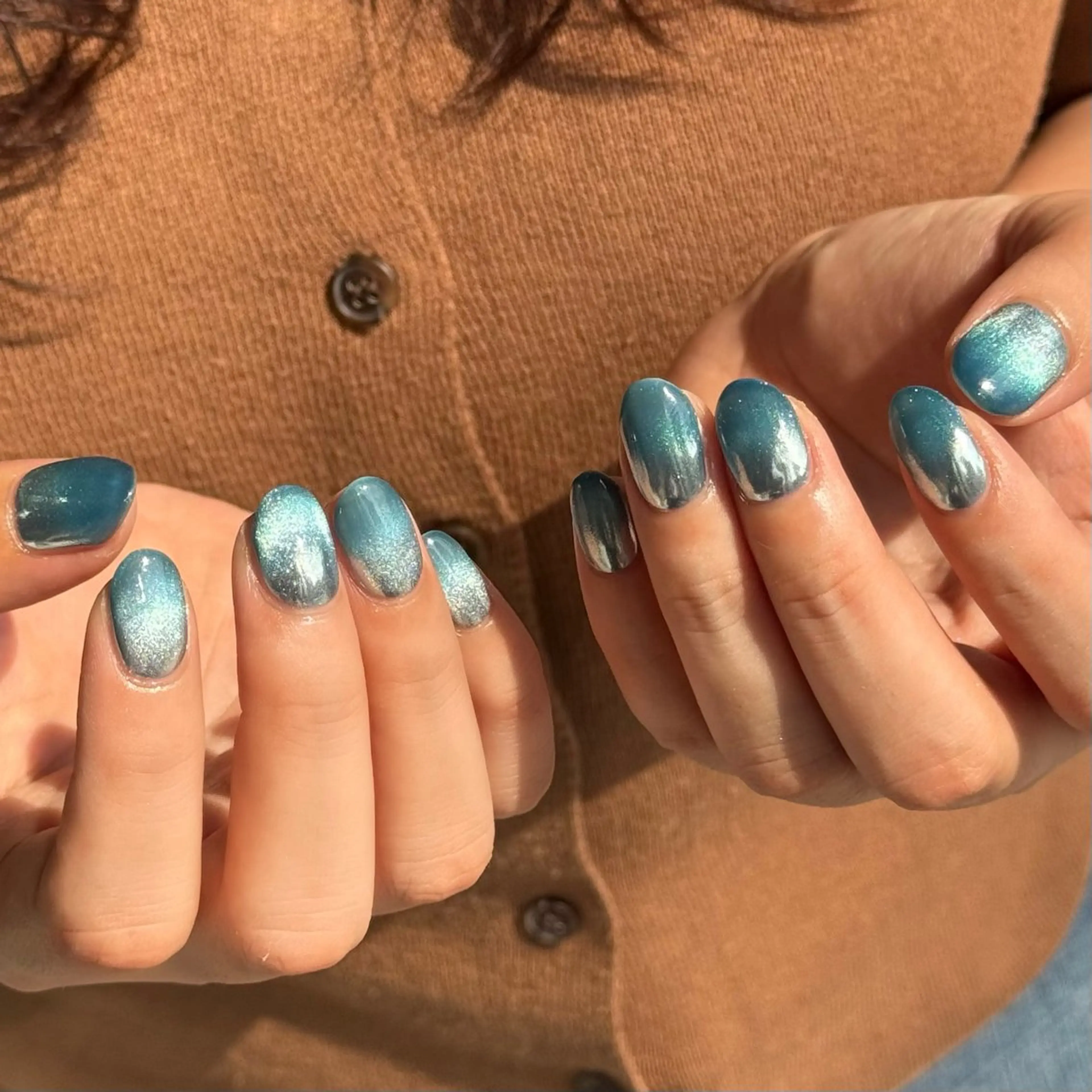 ネイル ブルー マグネットネイル ミラーネイル シルバー ハンドネイル Momoka ネイリスト福岡/薬院のネイルデザイン