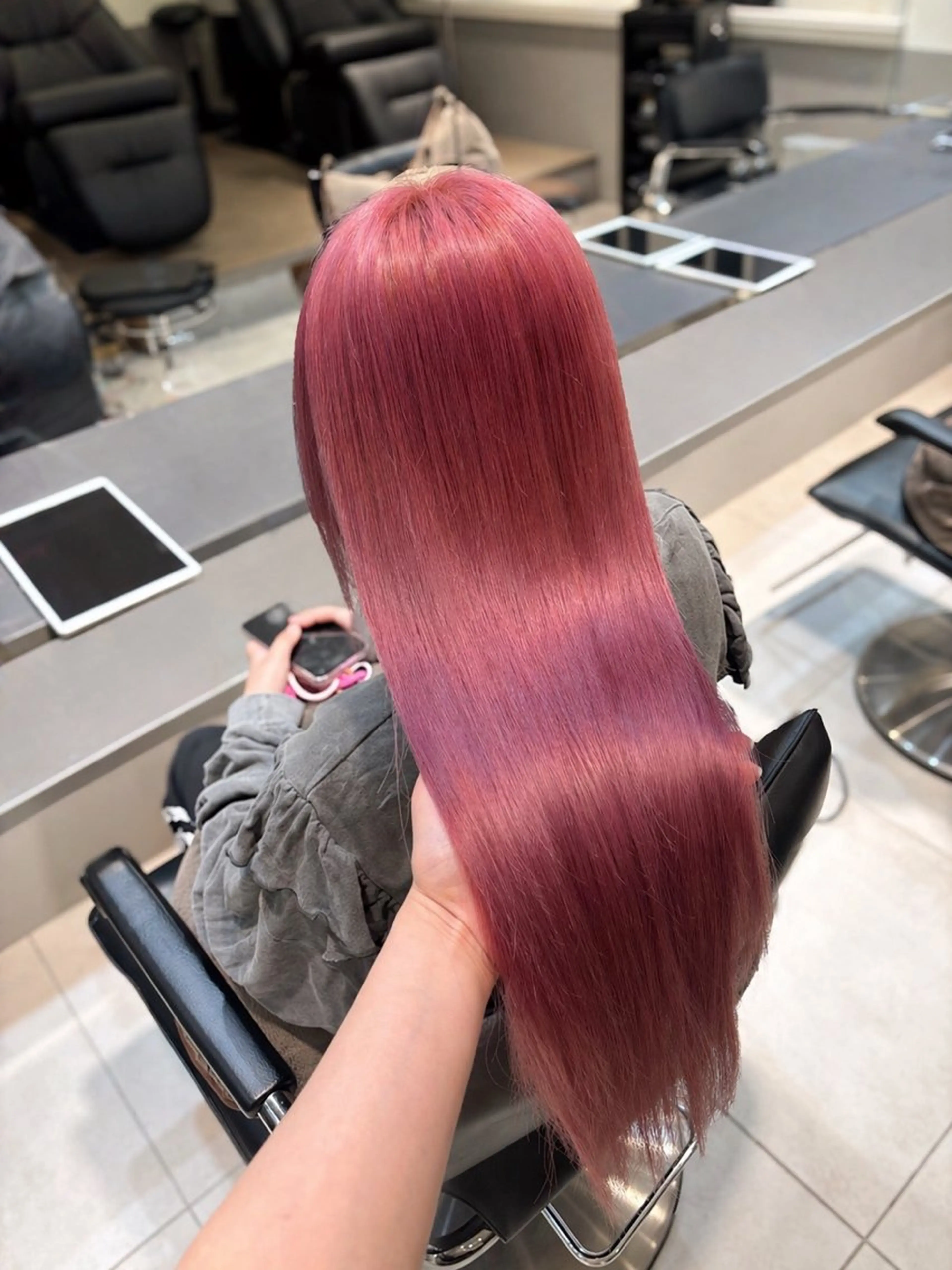 ロング カラー ヘアカラー トリートメント 柔らかgirly/ レイヤー/yuiのヘアスタイル