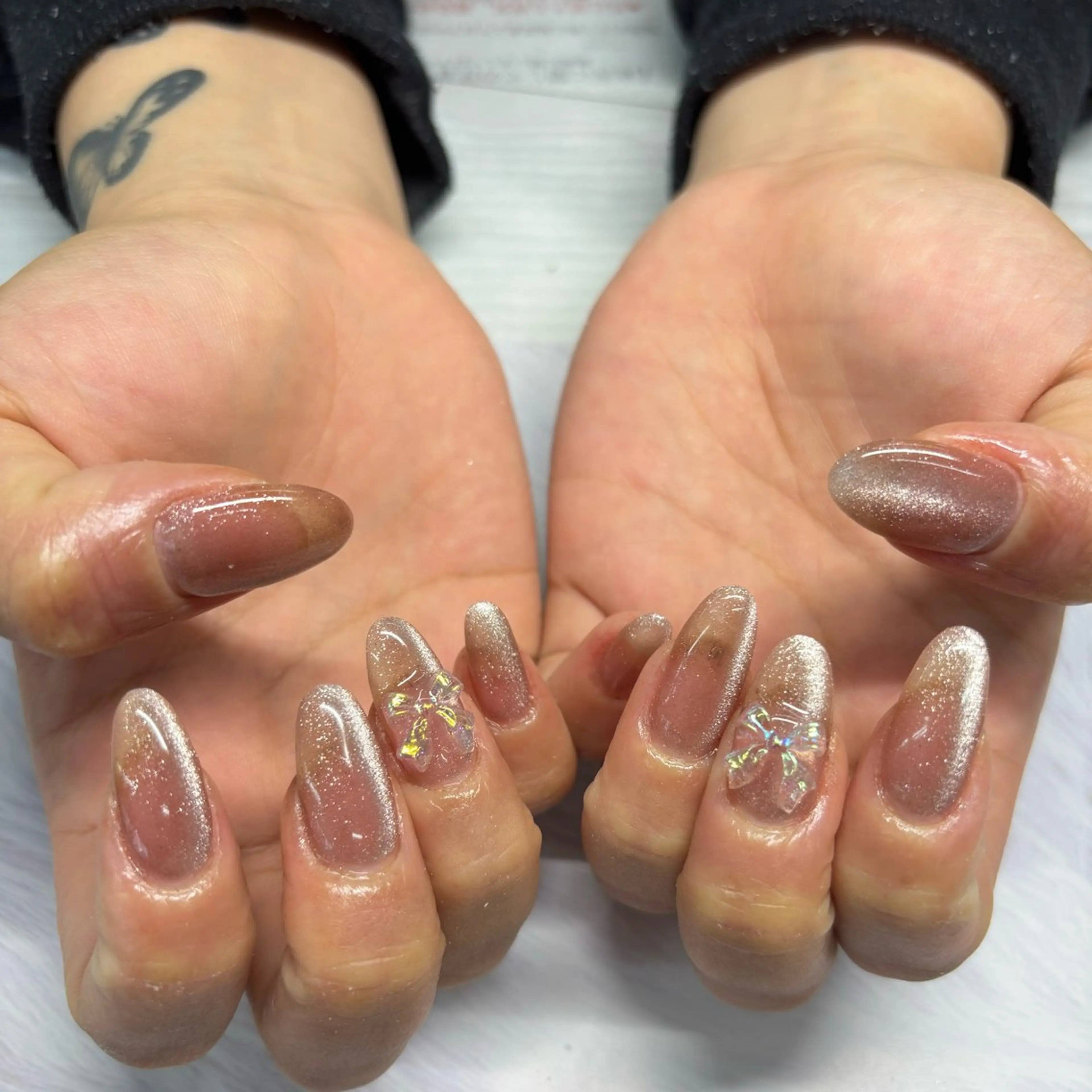 ネイル マグネットネイル 上村 奈那のネイルデザイン