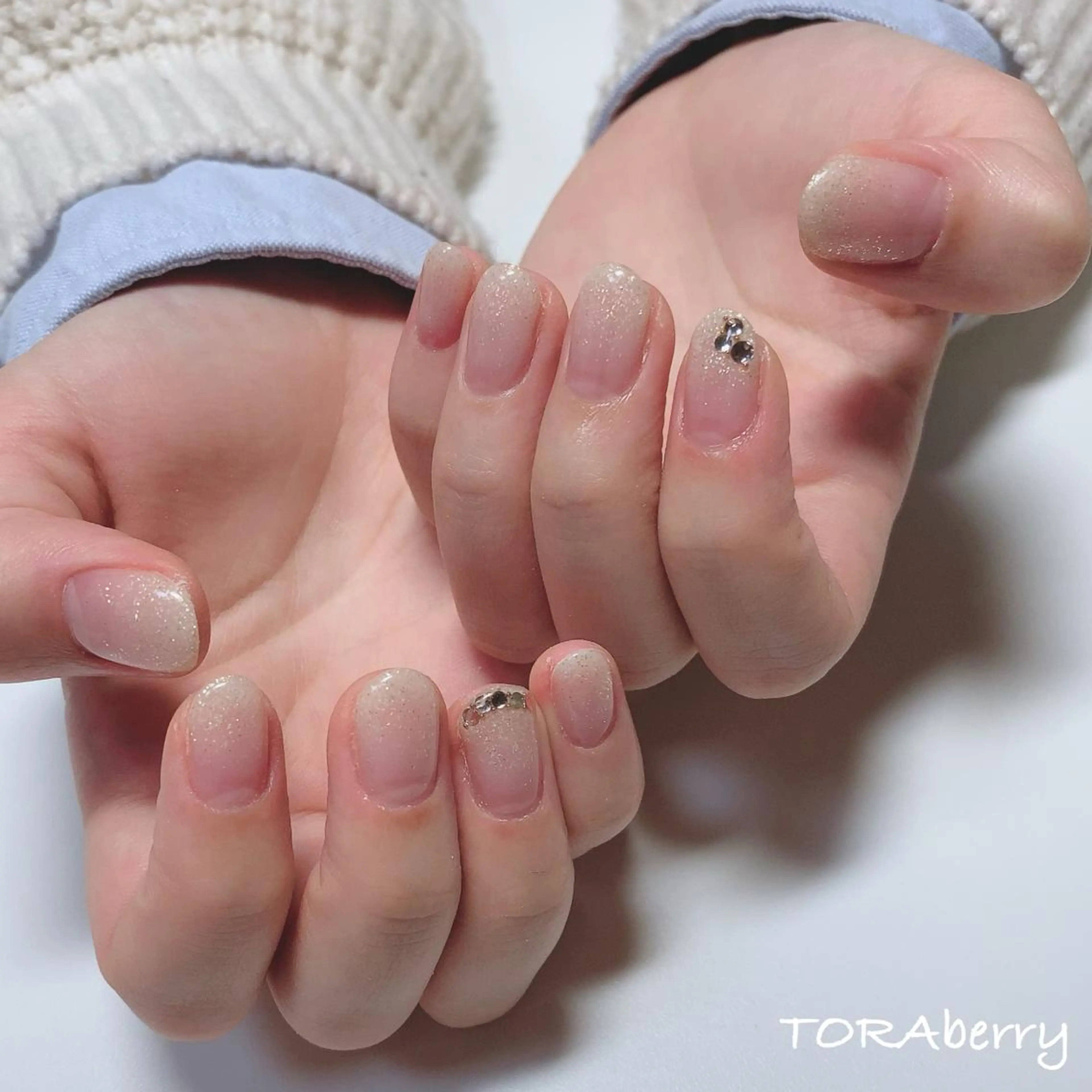 ネイル ハンドネイル ネイリスト なつみのネイルデザイン