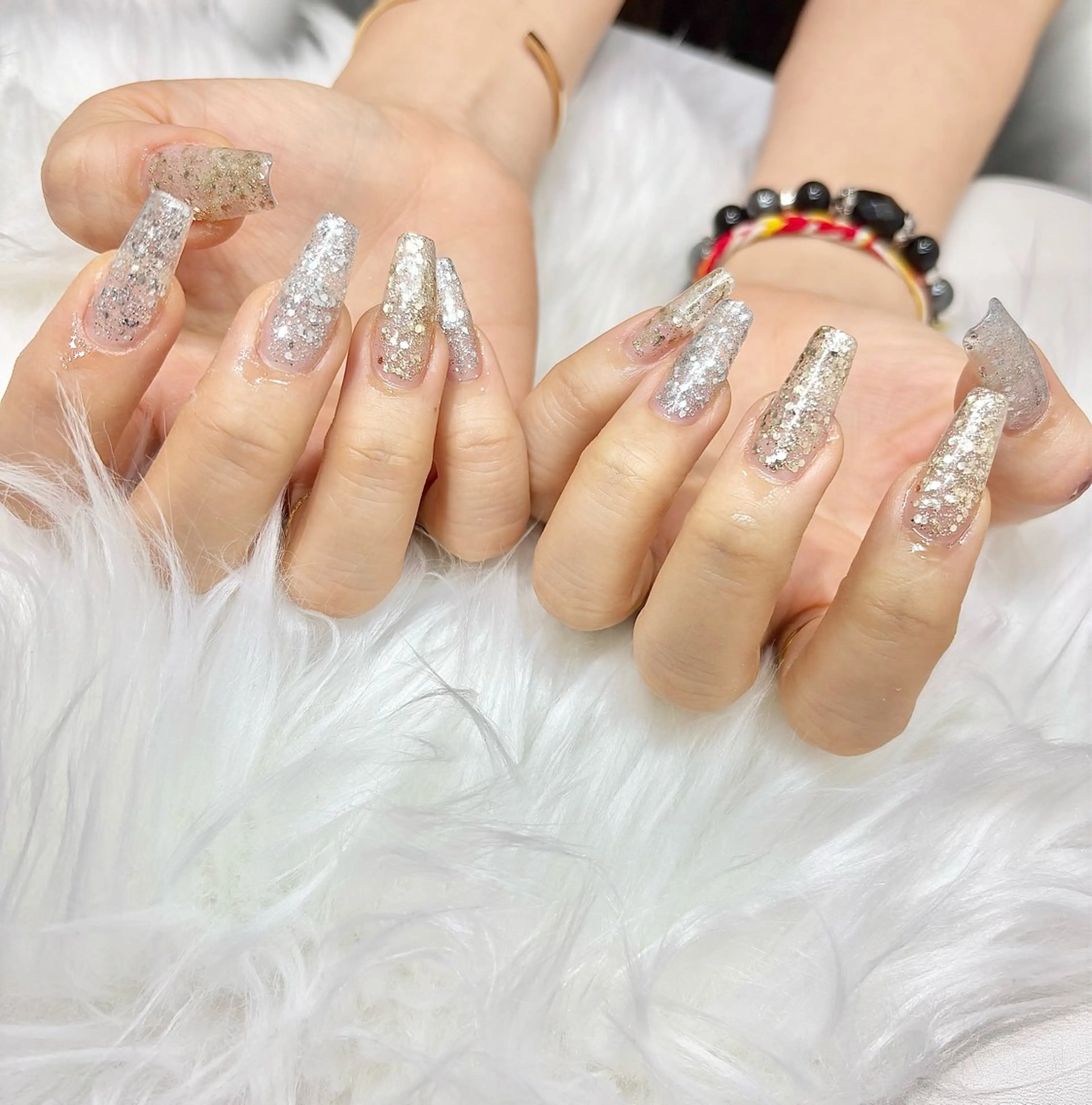 ネイル フレンチネイル グラデーション キラキラネイル 韓国ネイル マグネットネイル VOXJAPAN CHIYURIのネイルデザイン