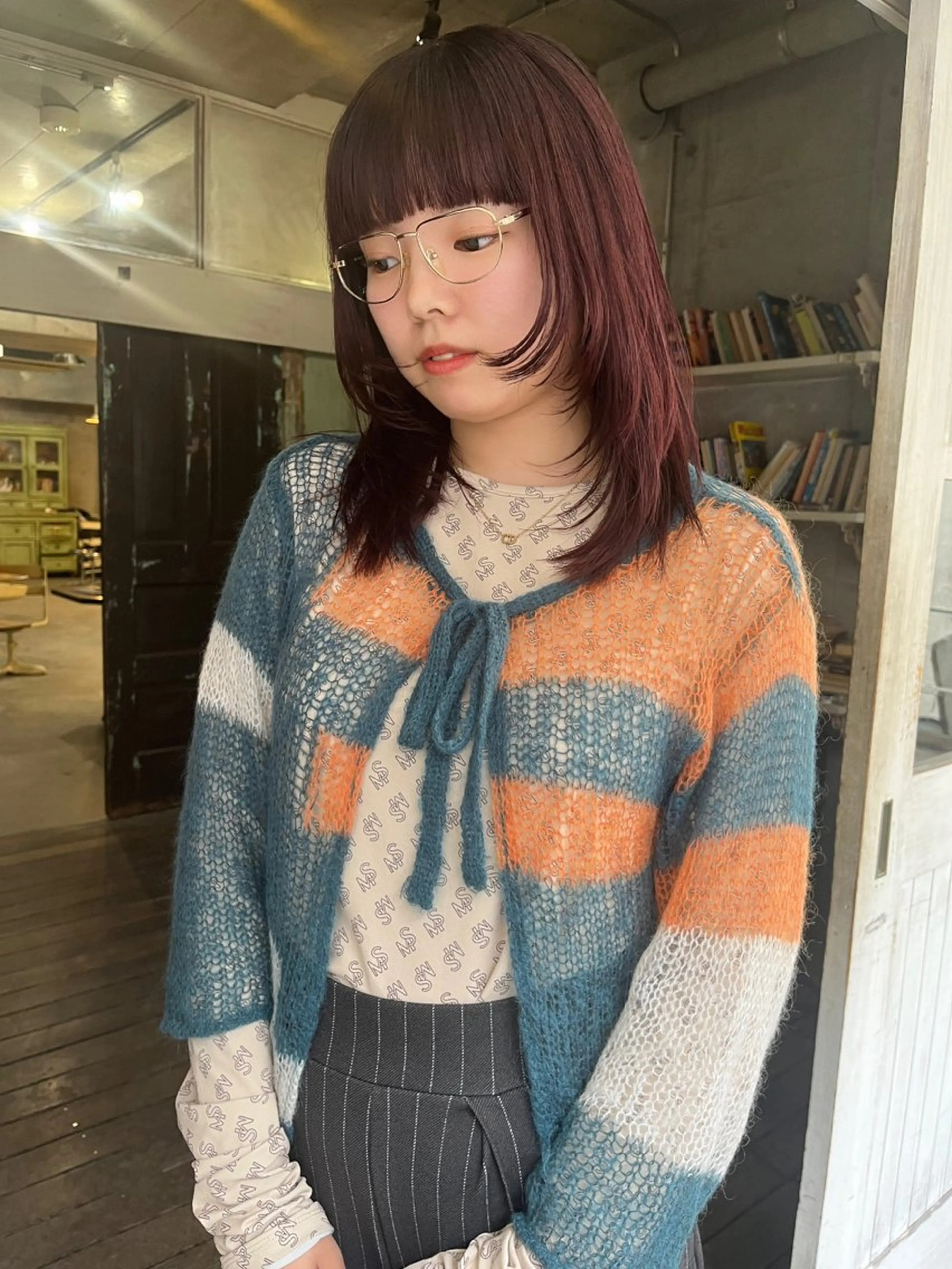 ミディアム カラー カット ヘアカラー トリートメント ハイトーン/顔まわり レイヤー/YUKAのヘアスタイル