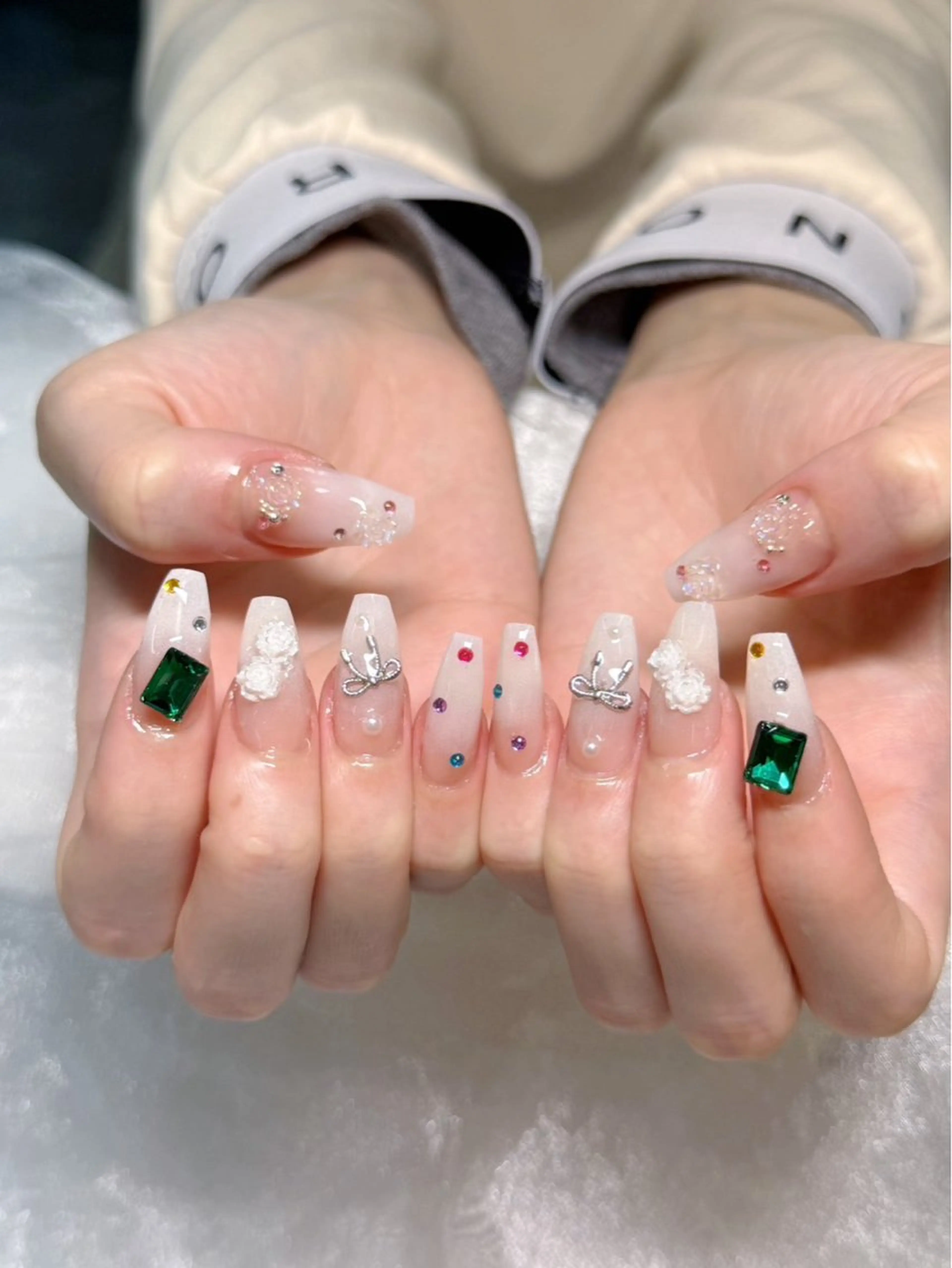 ネイル ジェルネイル グラデーション ロングネイル 持ち込み スカルプネイル MIYU nail リナのネイルデザイン