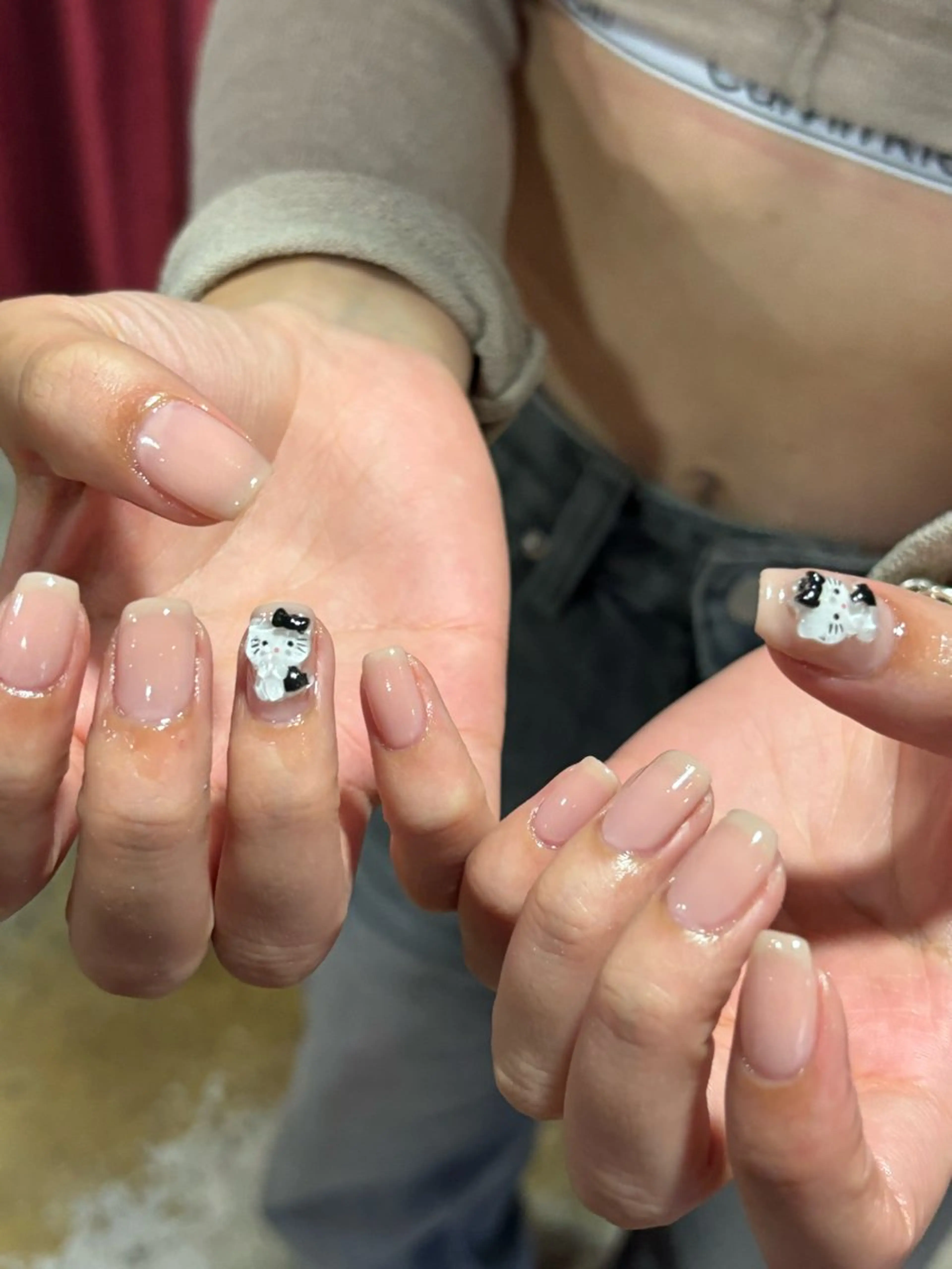 ネイル フレンチネイル ジェルネイル 韓国ネイル ロングネイル ストーンネイル ハンドネイル Nailstudio Hulmのネイルデザイン