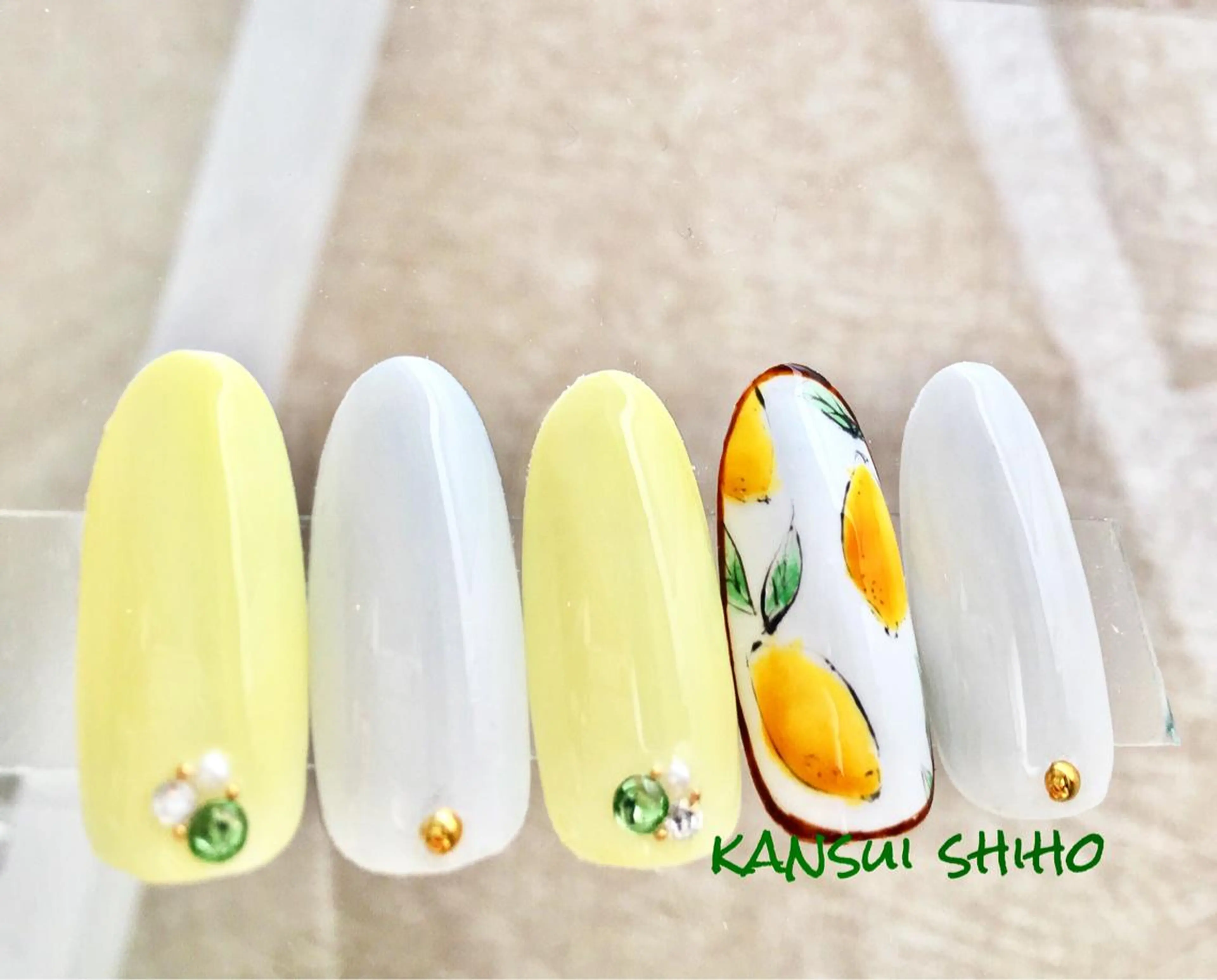 ネイル Elio 国泰寺のネイルデザイン