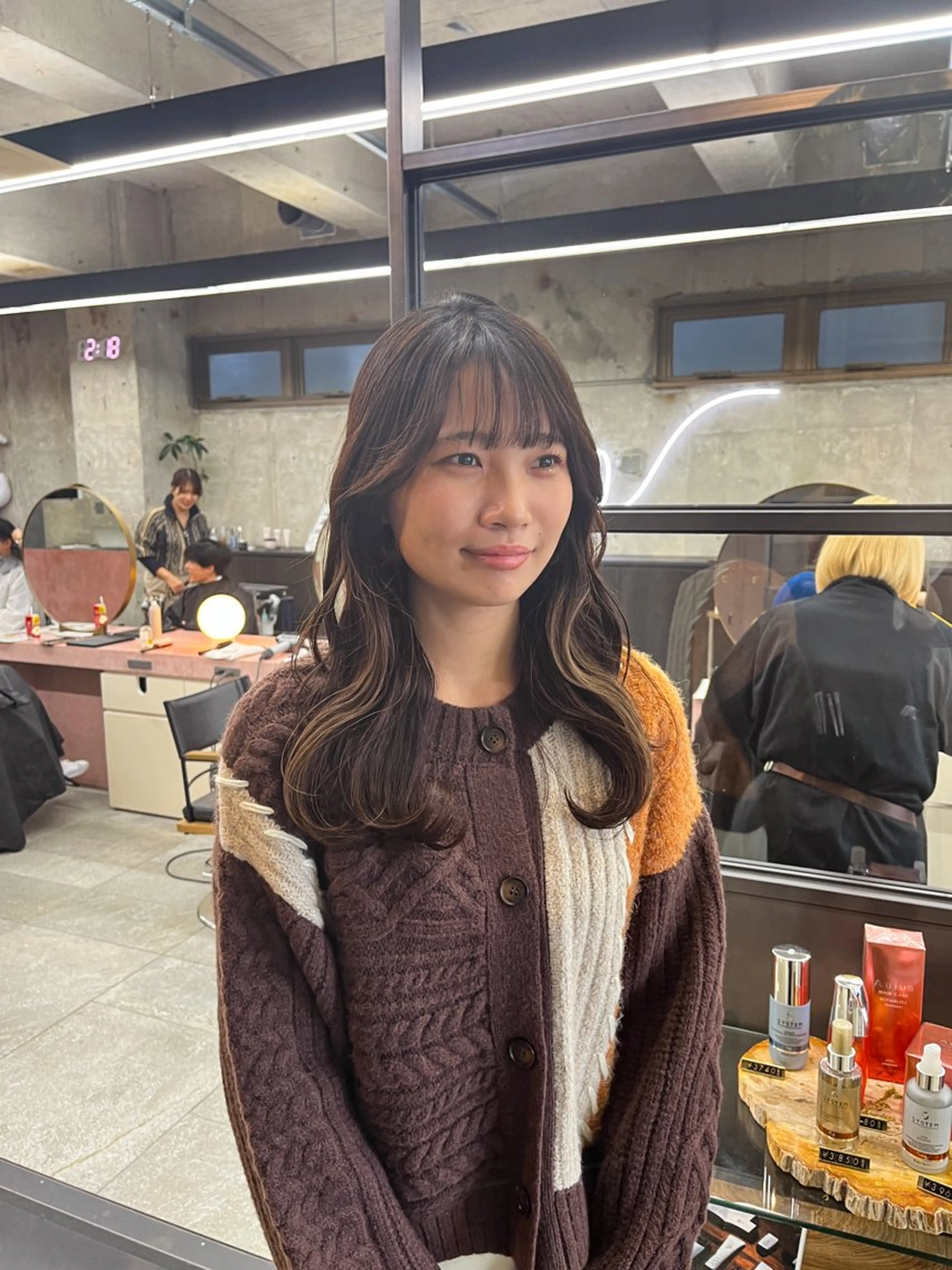 セミロング カット ヘアカラー トリートメント 中江 友哉のヘアスタイル