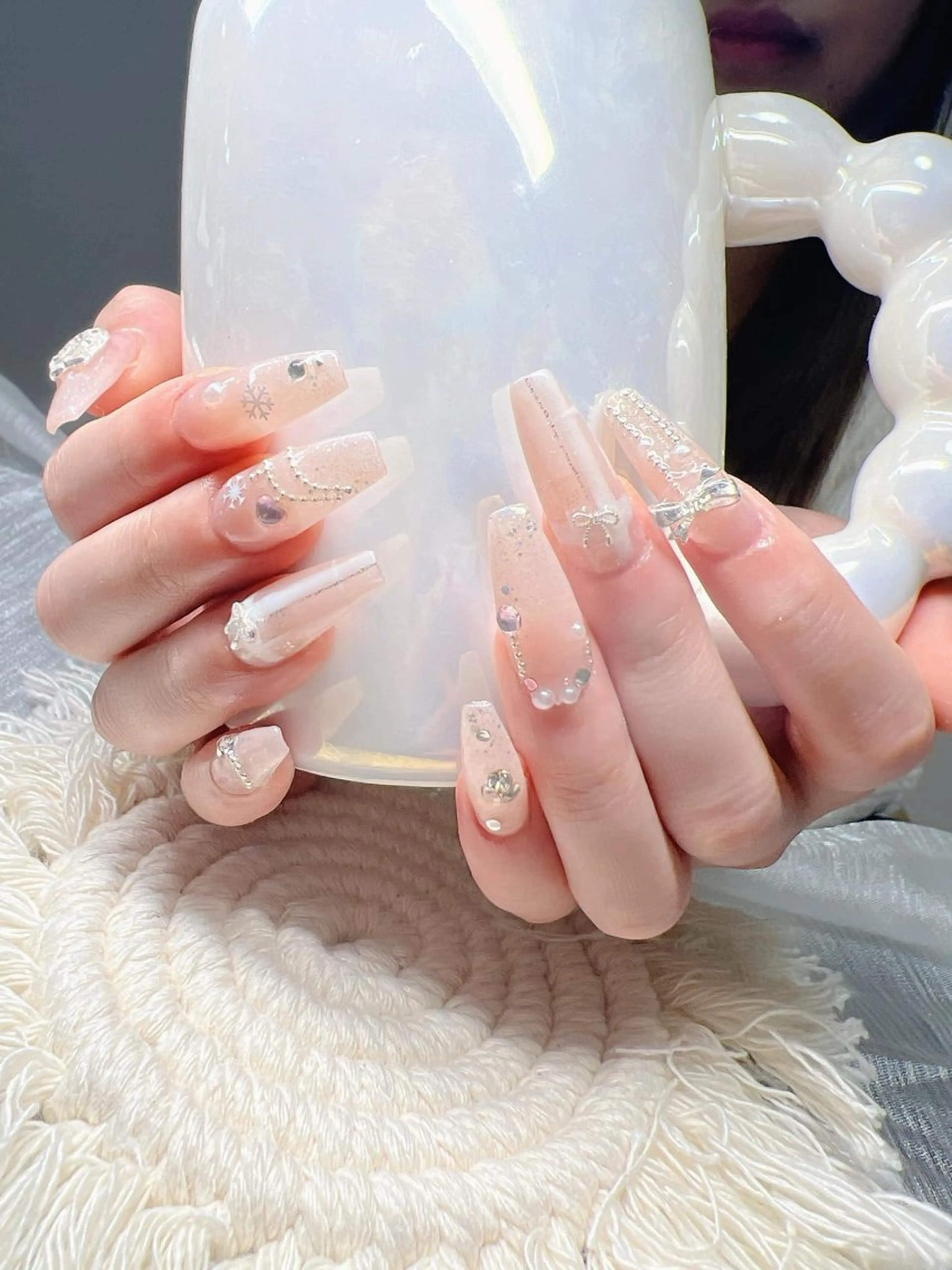 ネイル オーロラネイル チークネイル 長さ出し フットネイル フレンチネイル Lee Nails チップ長さだし専門店のネイルデザイン