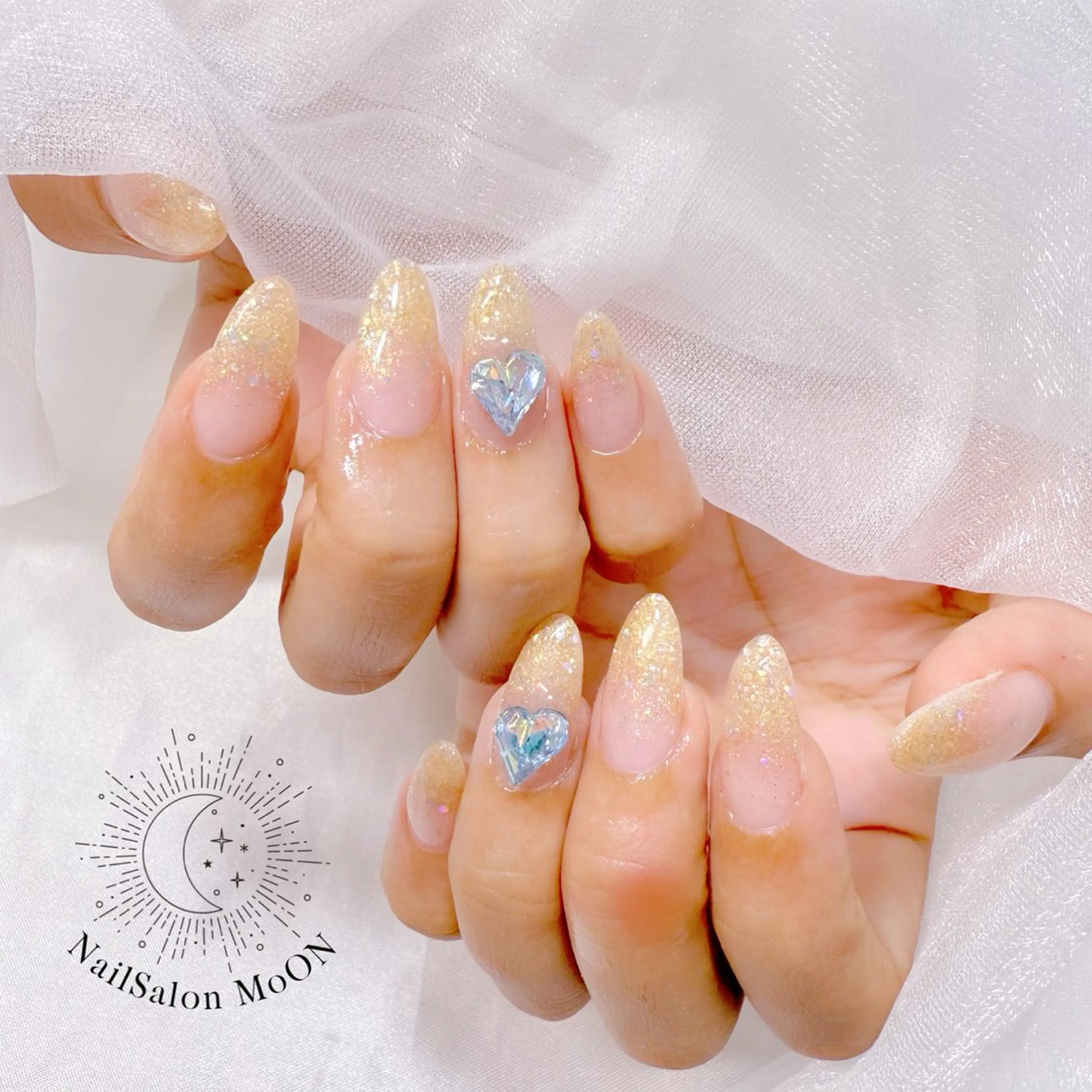 ネイル ハート ハンドネイル ハンドケア MoON...❤︎ MeGuのネイルデザイン