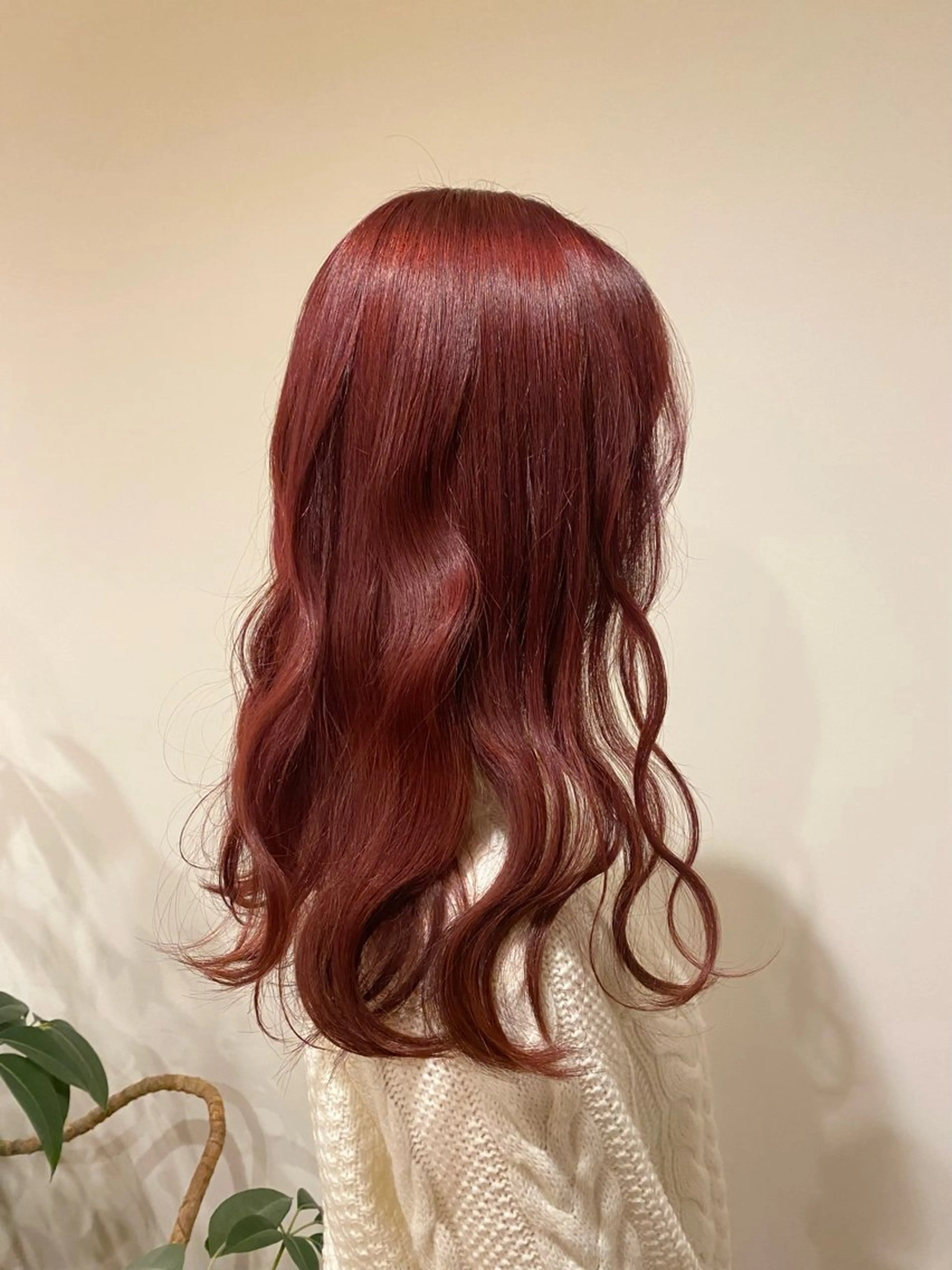 ロング カラー ブリーチ ボルドーカラー Ludwig AIRIのヘアスタイル